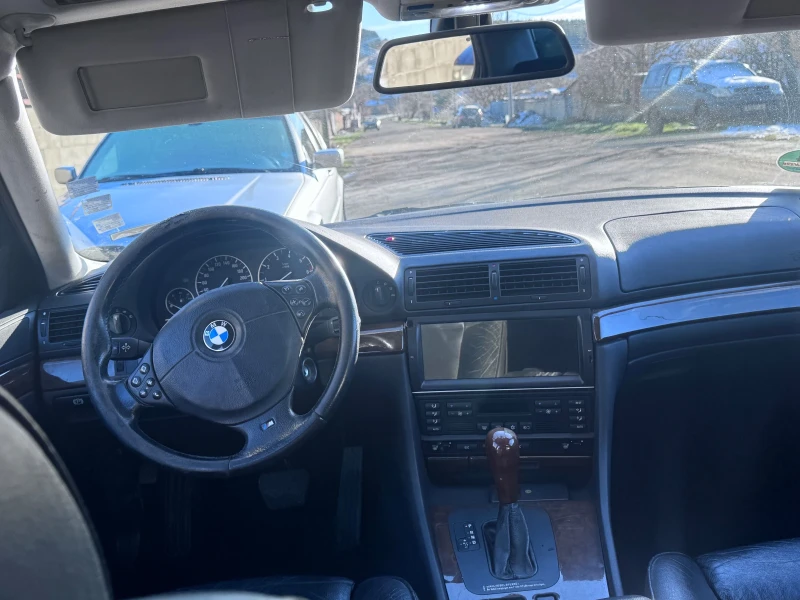 BMW 740, снимка 8 - Автомобили и джипове - 53266243