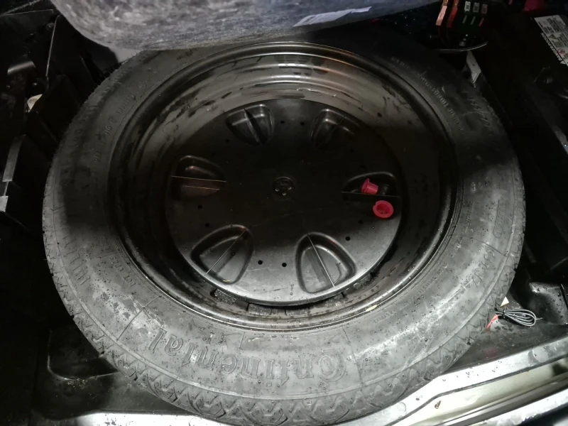 Mercedes-Benz CLS 550 ЗАДНО * * CARFAX * * ЧЕРЕН САЛОН * * , снимка 11 - Автомобили и джипове - 53290014