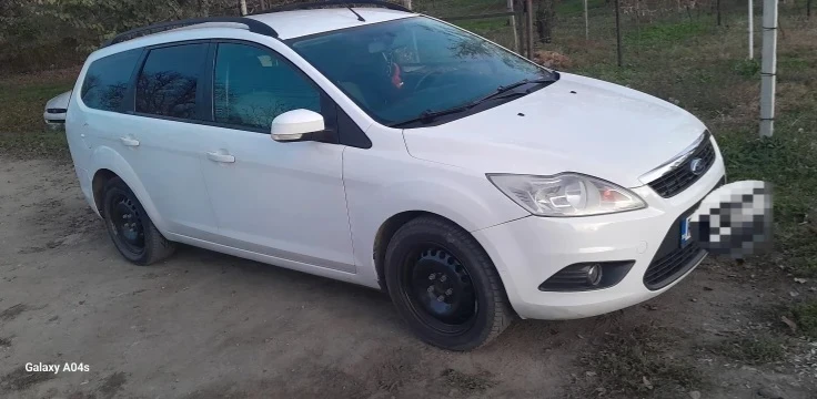 Ford Focus 1.6, снимка 4 - Автомобили и джипове - 48508528