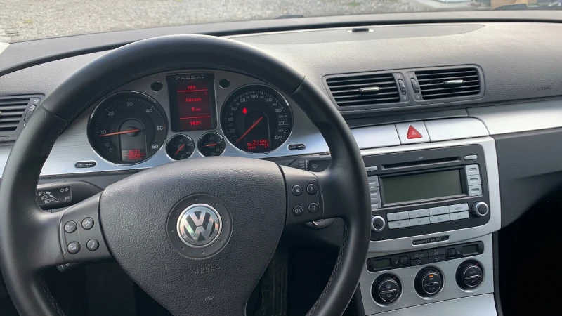 VW Passat 1.9TDI* 105HP* KOJA - 6500 лв. - 17385339 | Car24.bg