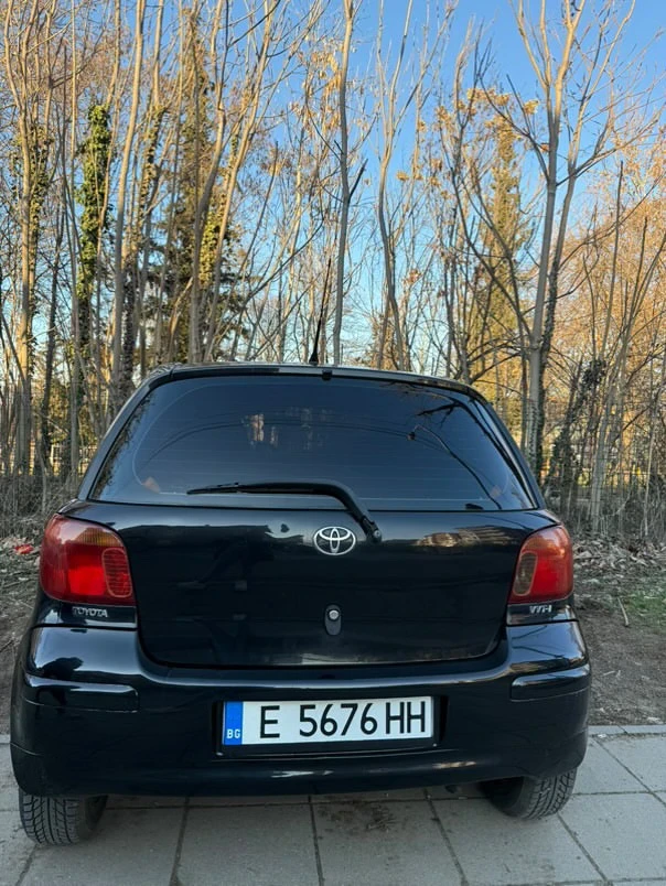 Toyota Yaris 1.0, снимка 4 - Автомобили и джипове - 53152256