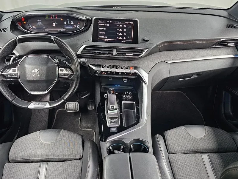 Peugeot 3008 1.5 BlueHDI Allure - САМО 30% АВАНС, снимка 14 - Автомобили и джипове - 55987590