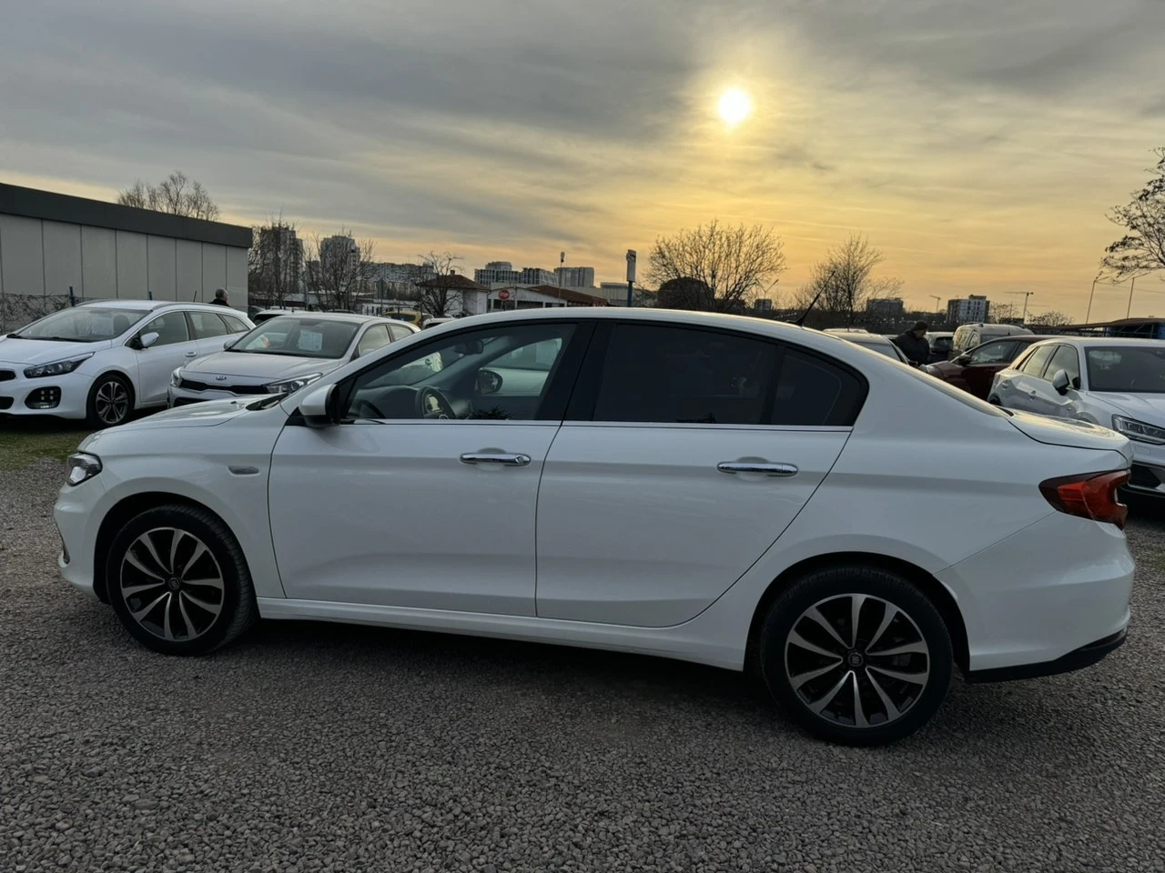 Fiat Tipo 1.6MJ Lounge120к.с - изображение 3