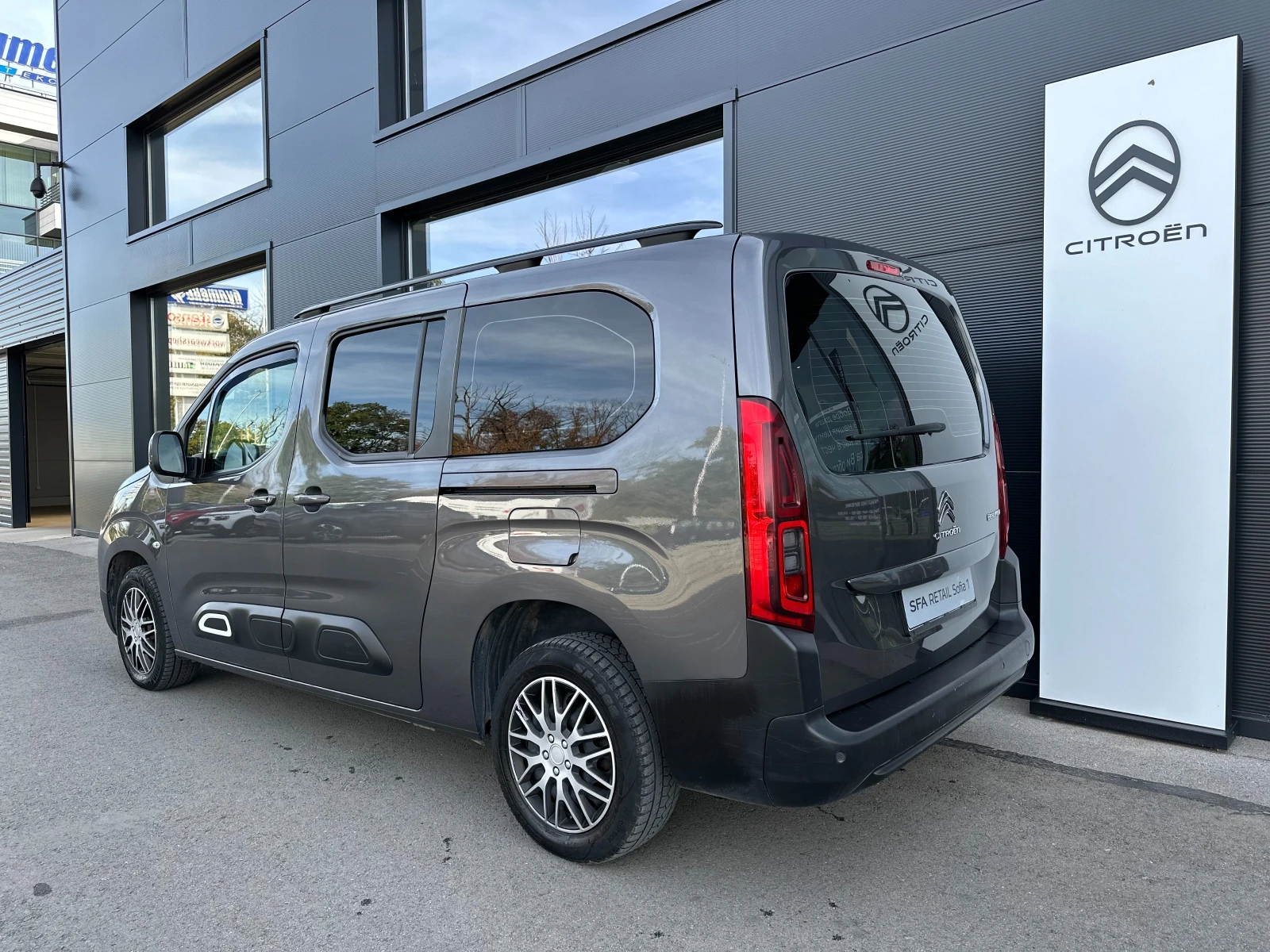 Citroen Berlingo LONG MPV 1.5 BlueHDI 130 BVA6  E6.4 N1 - изображение 6