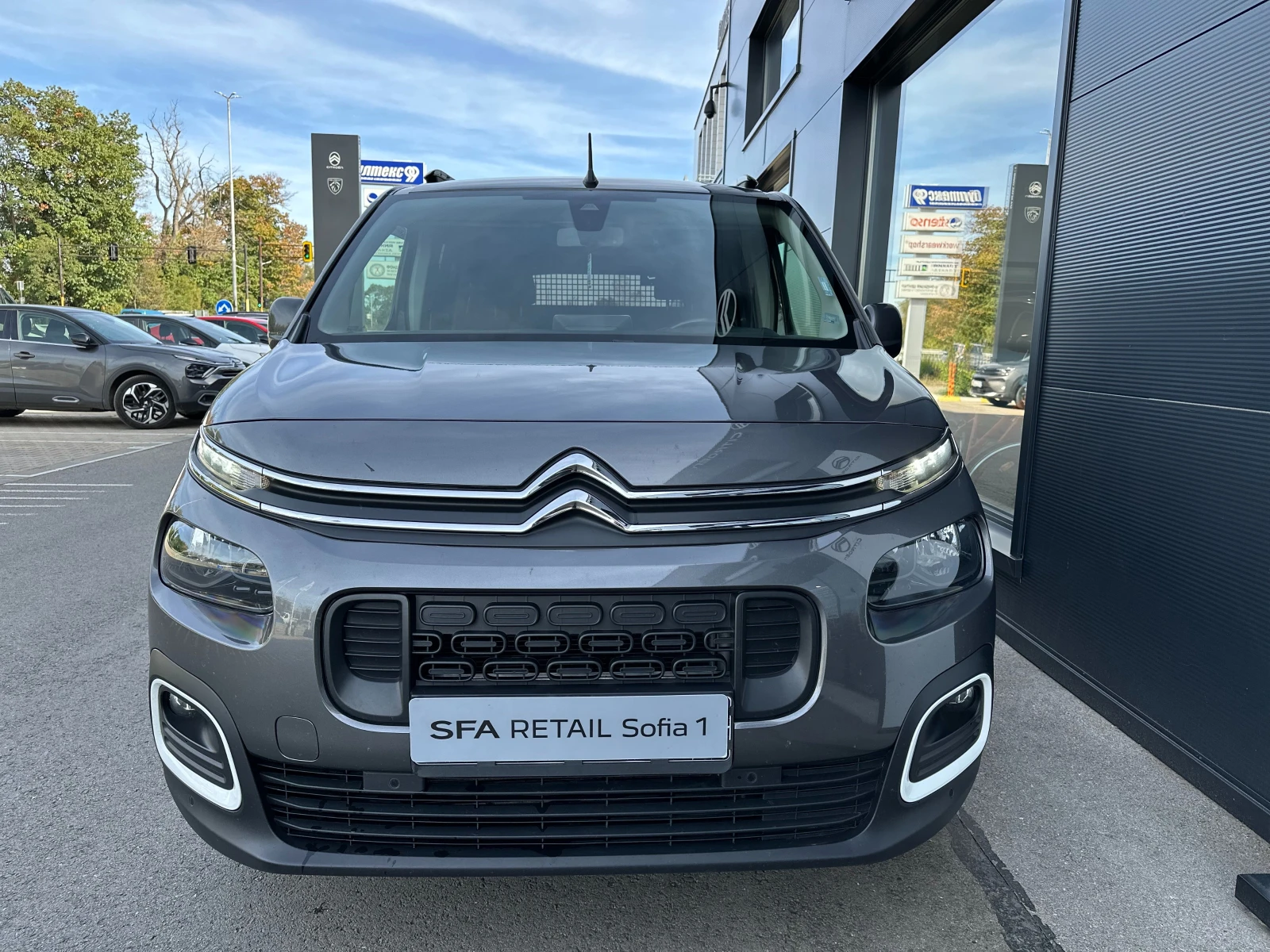 Citroen Berlingo LONG MPV 1.5 BlueHDI 130 BVA6  E6.4 N1 - изображение 7