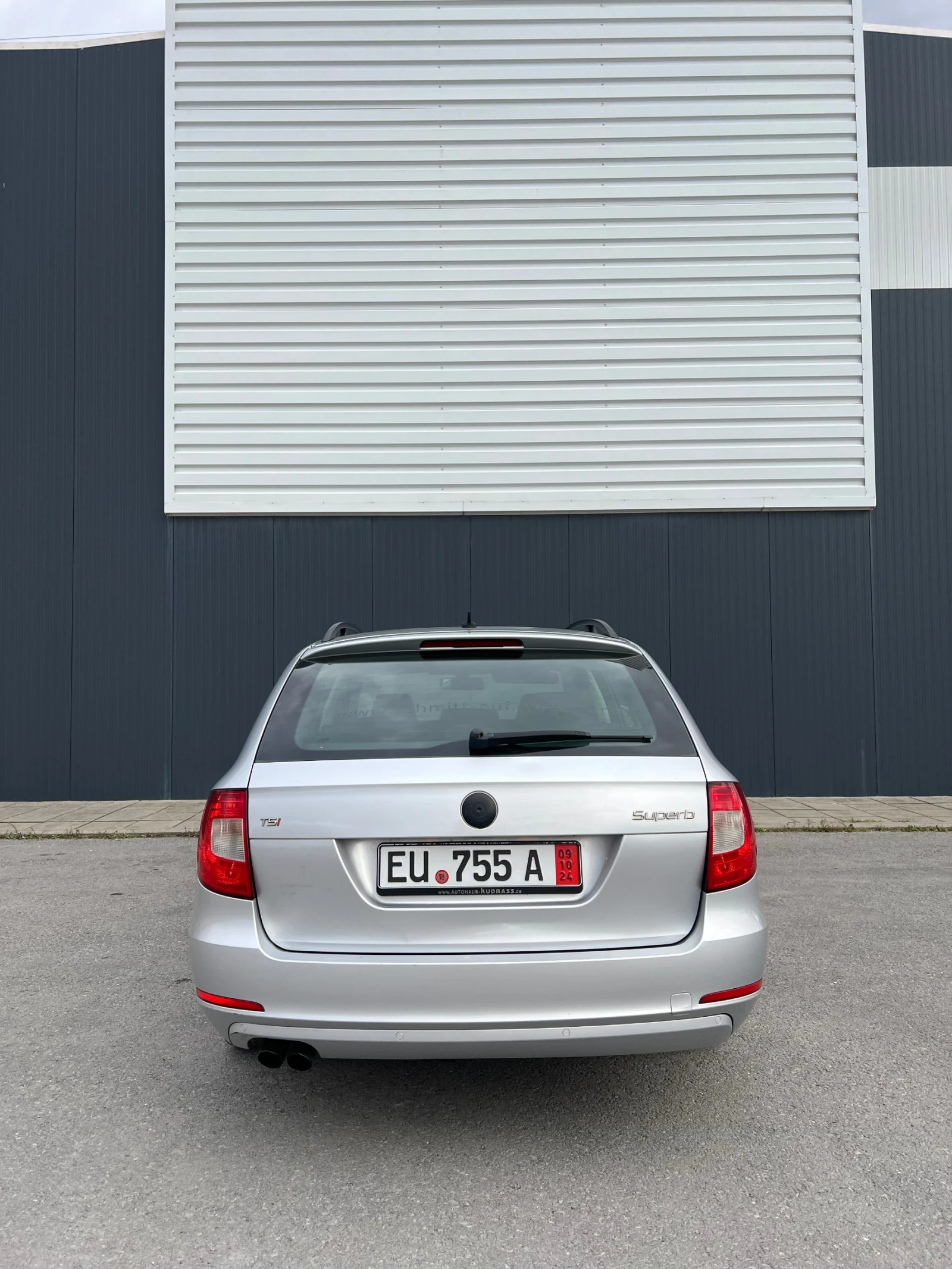 Skoda Superb 1.8 TSi 160 pH  - изображение 5