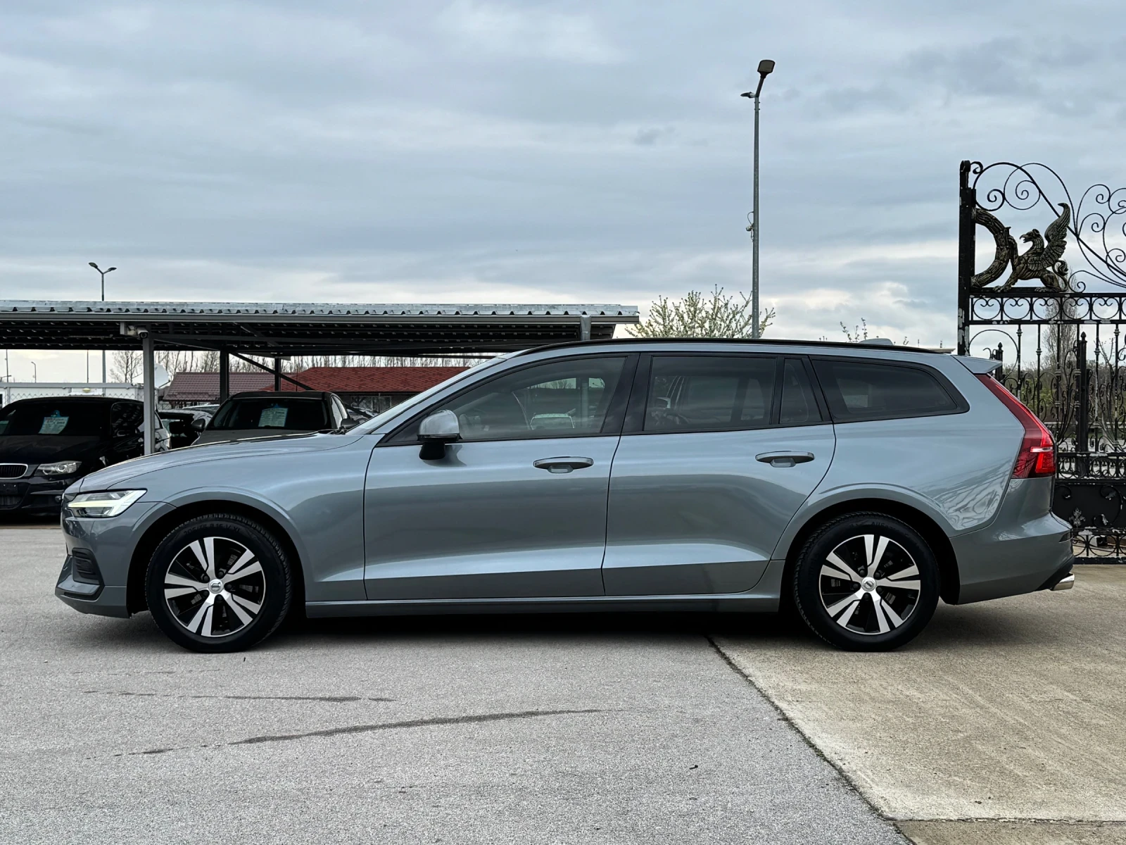 Volvo V60 2.0D3 ИТАЛИЯ - изображение 2