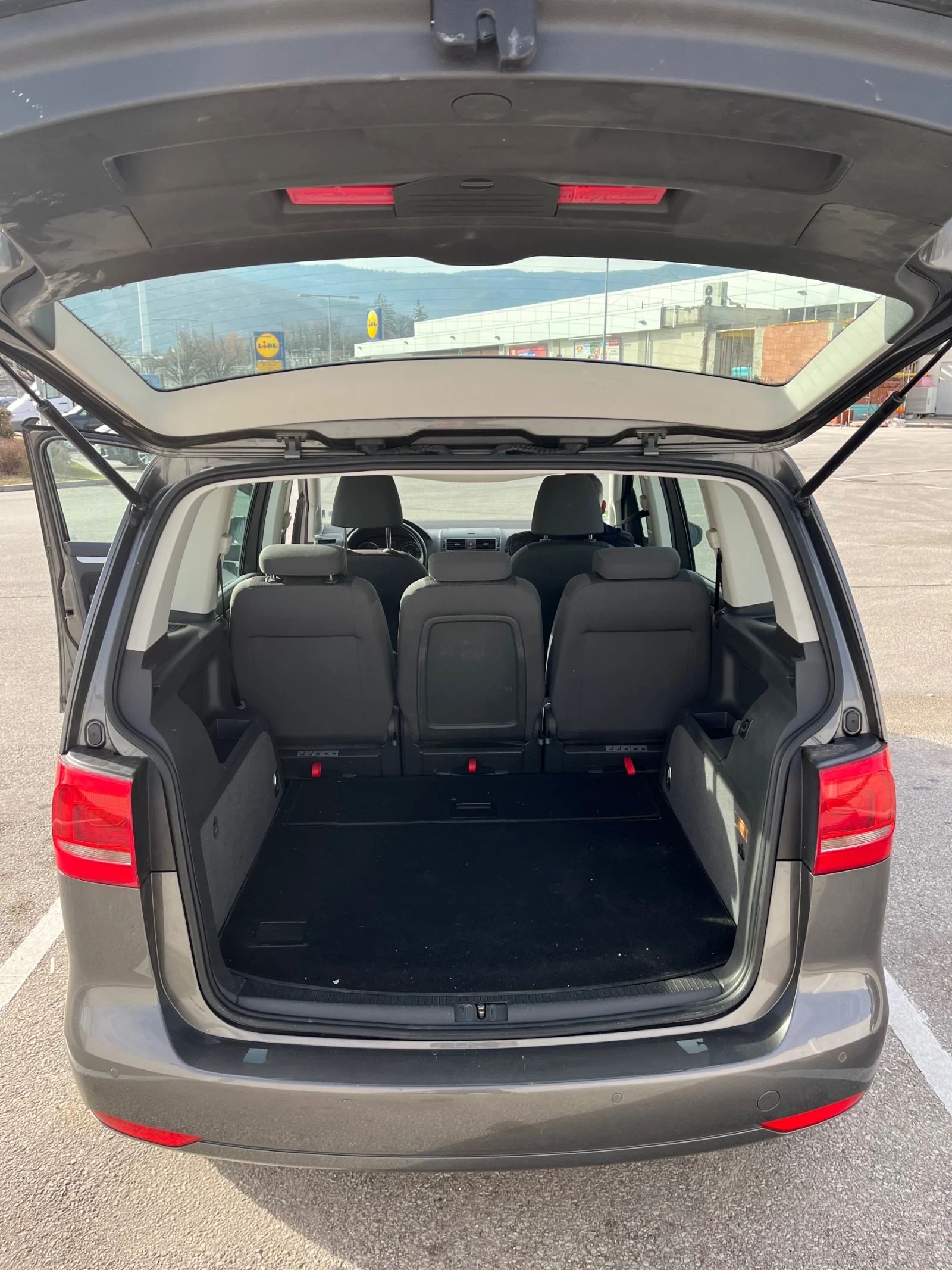 VW Touran  - изображение 4