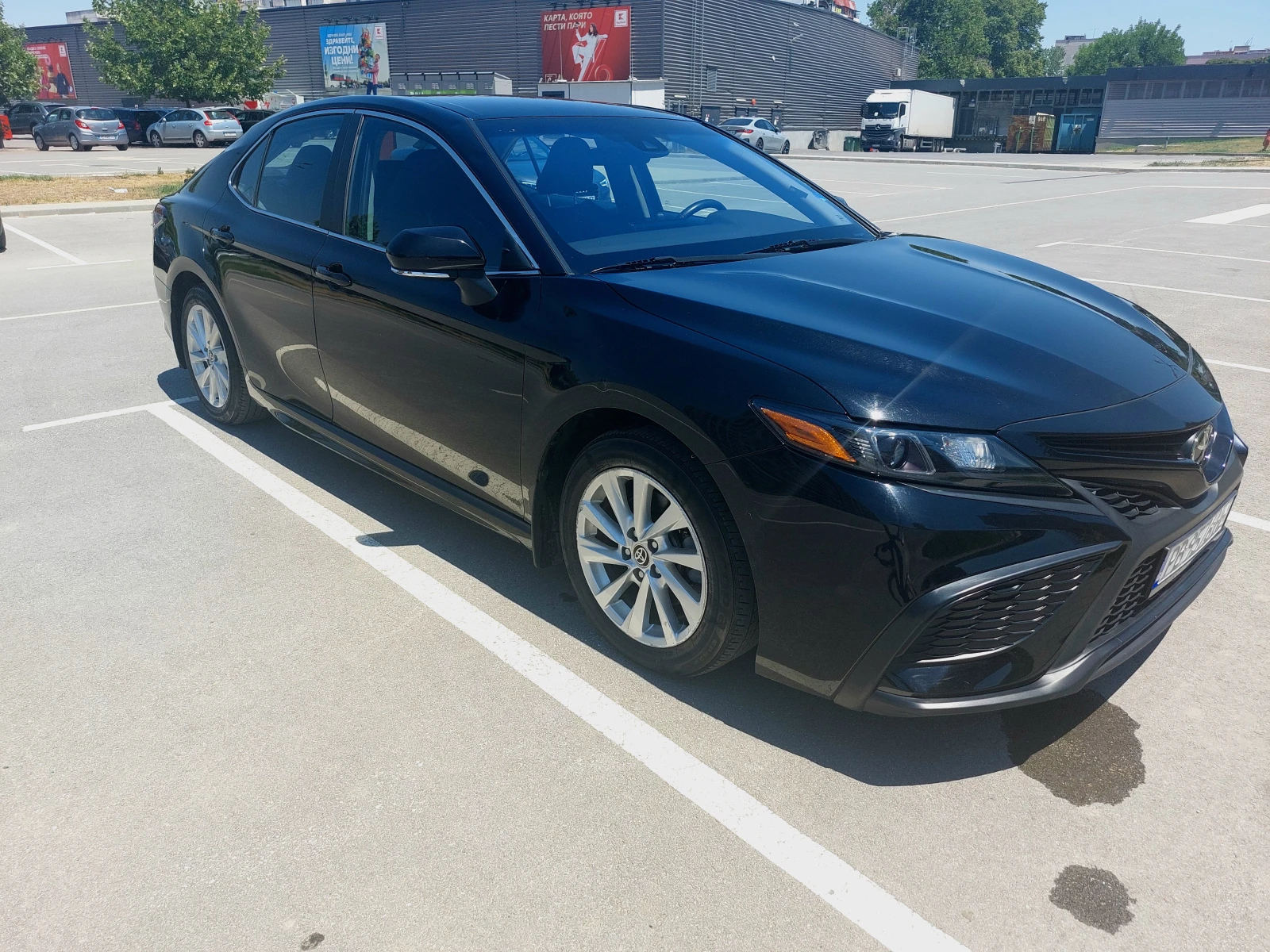 Toyota Camry SE - изображение 2