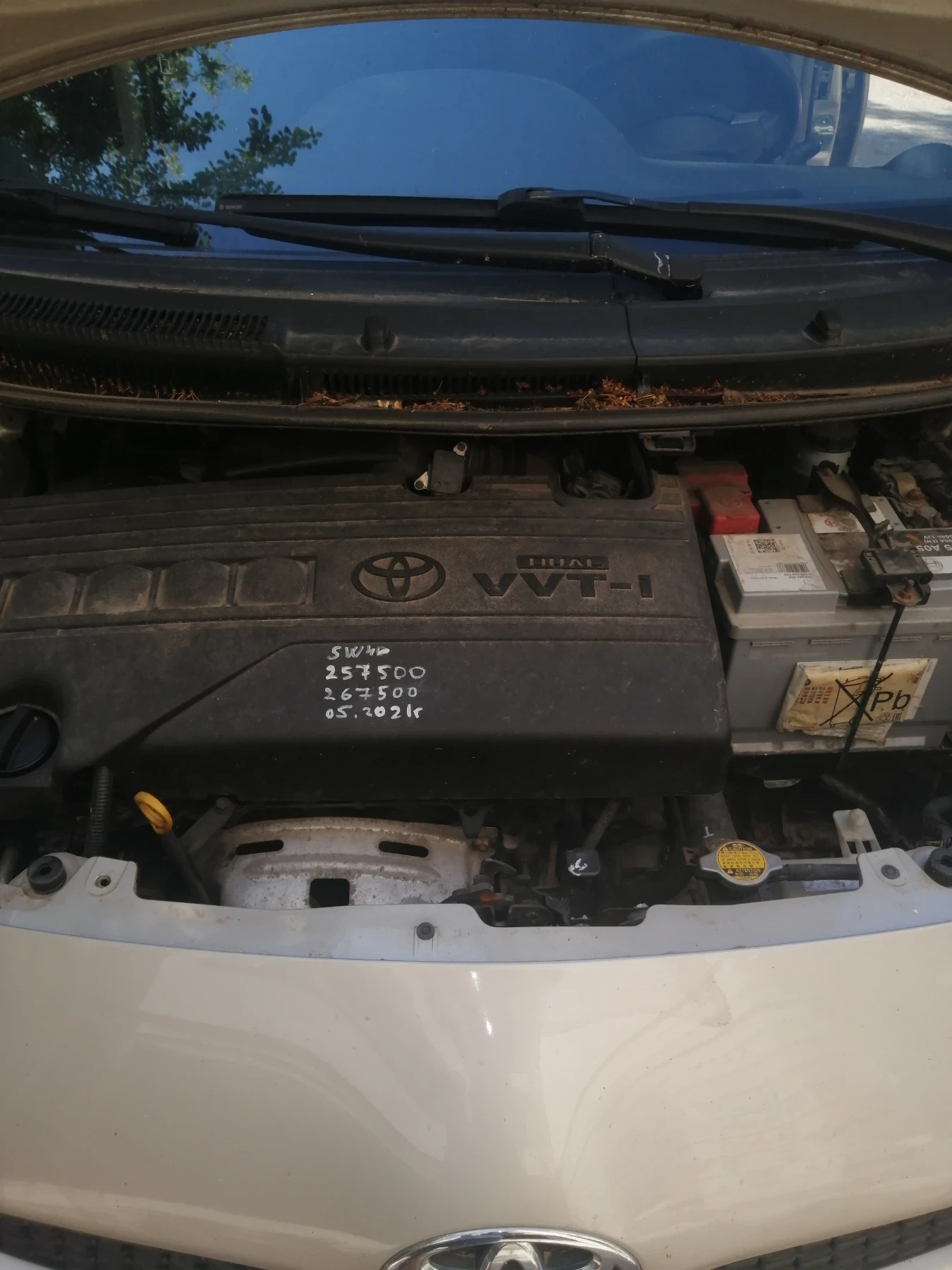 Toyota Yaris VVT-I - изображение 6