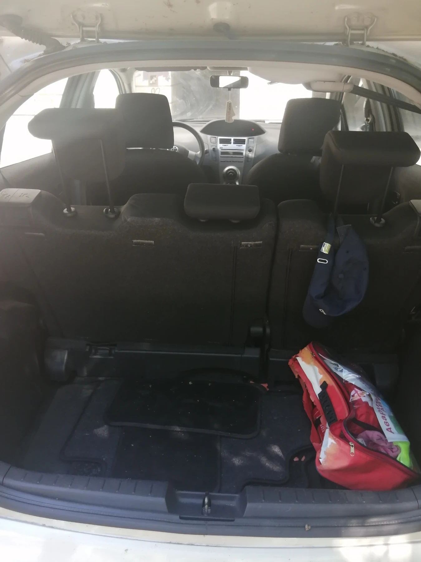Toyota Yaris VVT-I - изображение 9