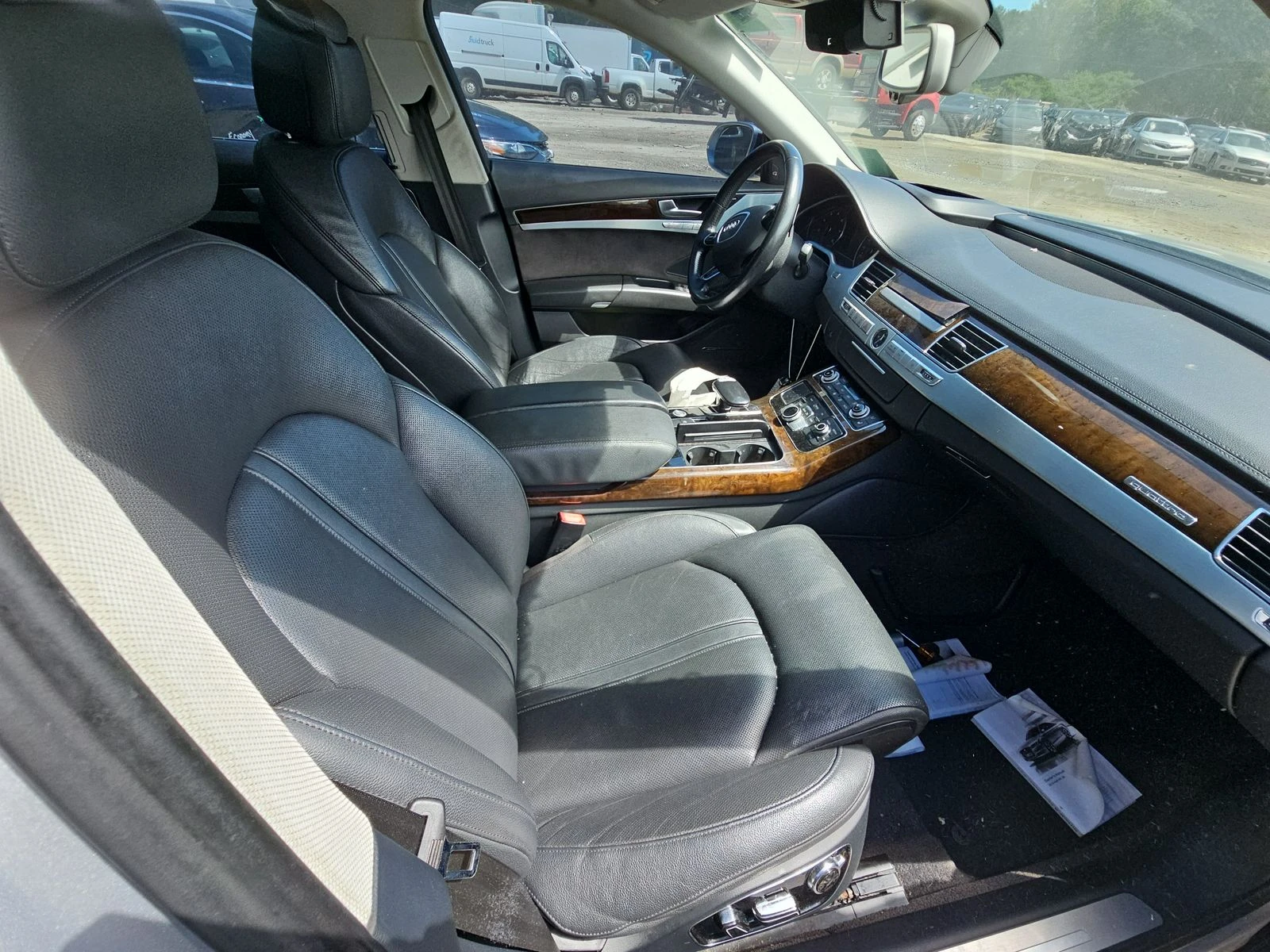 Audi A8 3.0T* MATRIX* ДИСТРОНИК* ХЕДЪП* МАСАЖ* 360КАМЕРА*  - изображение 10