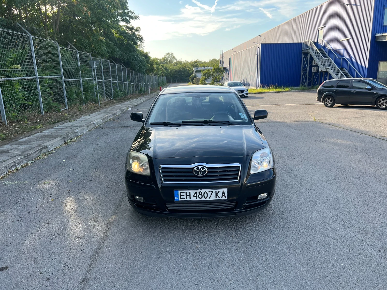 Toyota Avensis 2.0D D4D ТОП СЪСТОЯНИЕ/ ПЕРФЕКТНА! - изображение 2