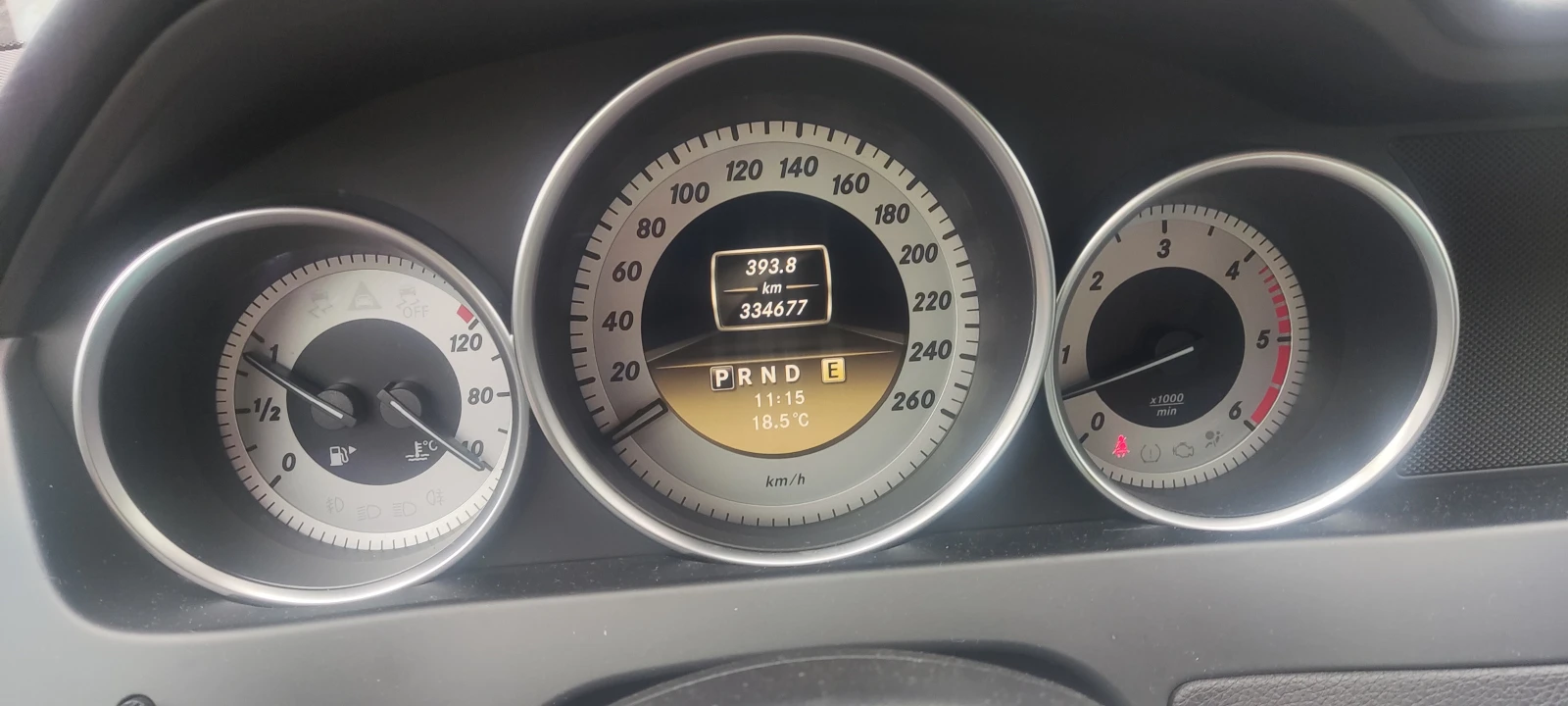 Mercedes-Benz C 300 ШВЕЙЦАРИЯ, 4Х4 - изображение 5