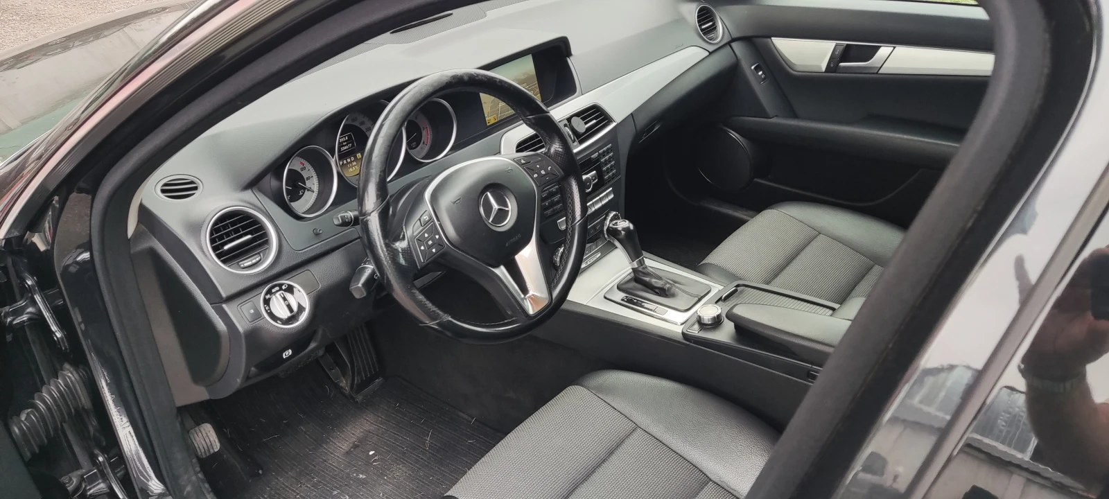 Mercedes-Benz C 300 ШВЕЙЦАРИЯ, 4Х4 - изображение 8
