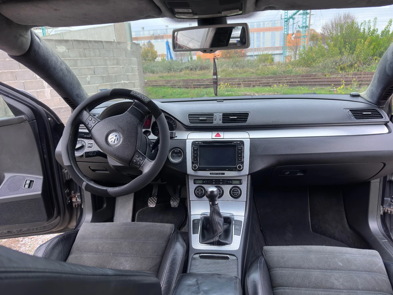 VW Passat | Mobile.bg   13