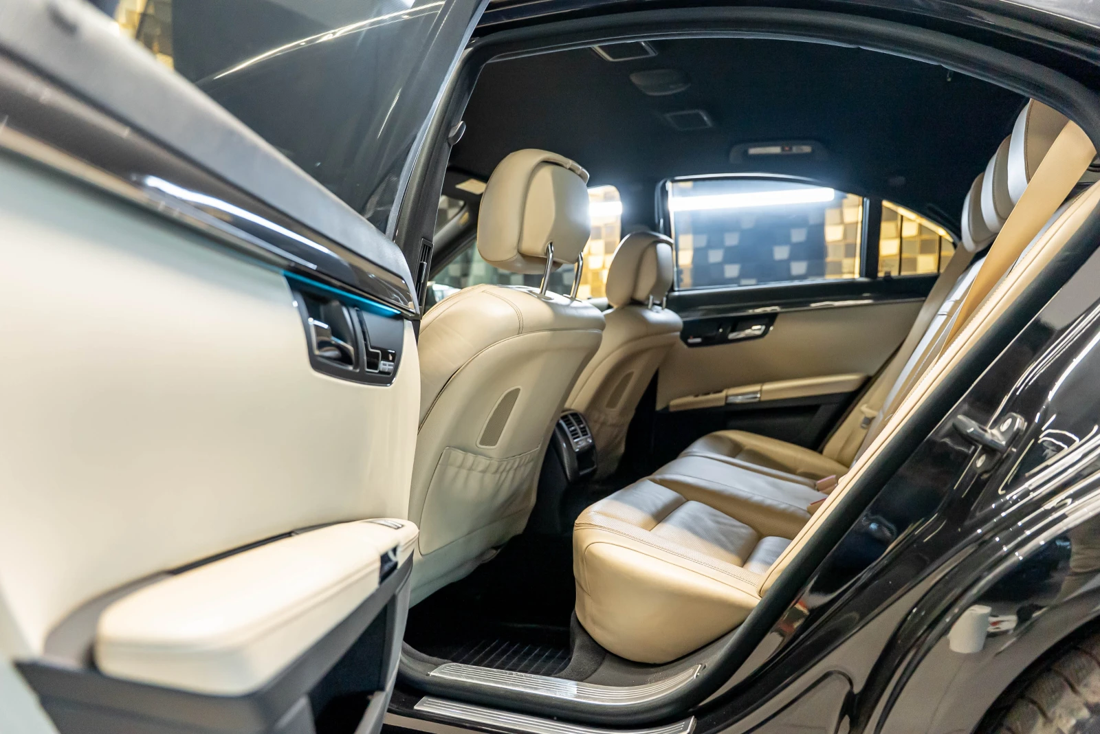 Mercedes-Benz S 500 4Matic - изображение 10