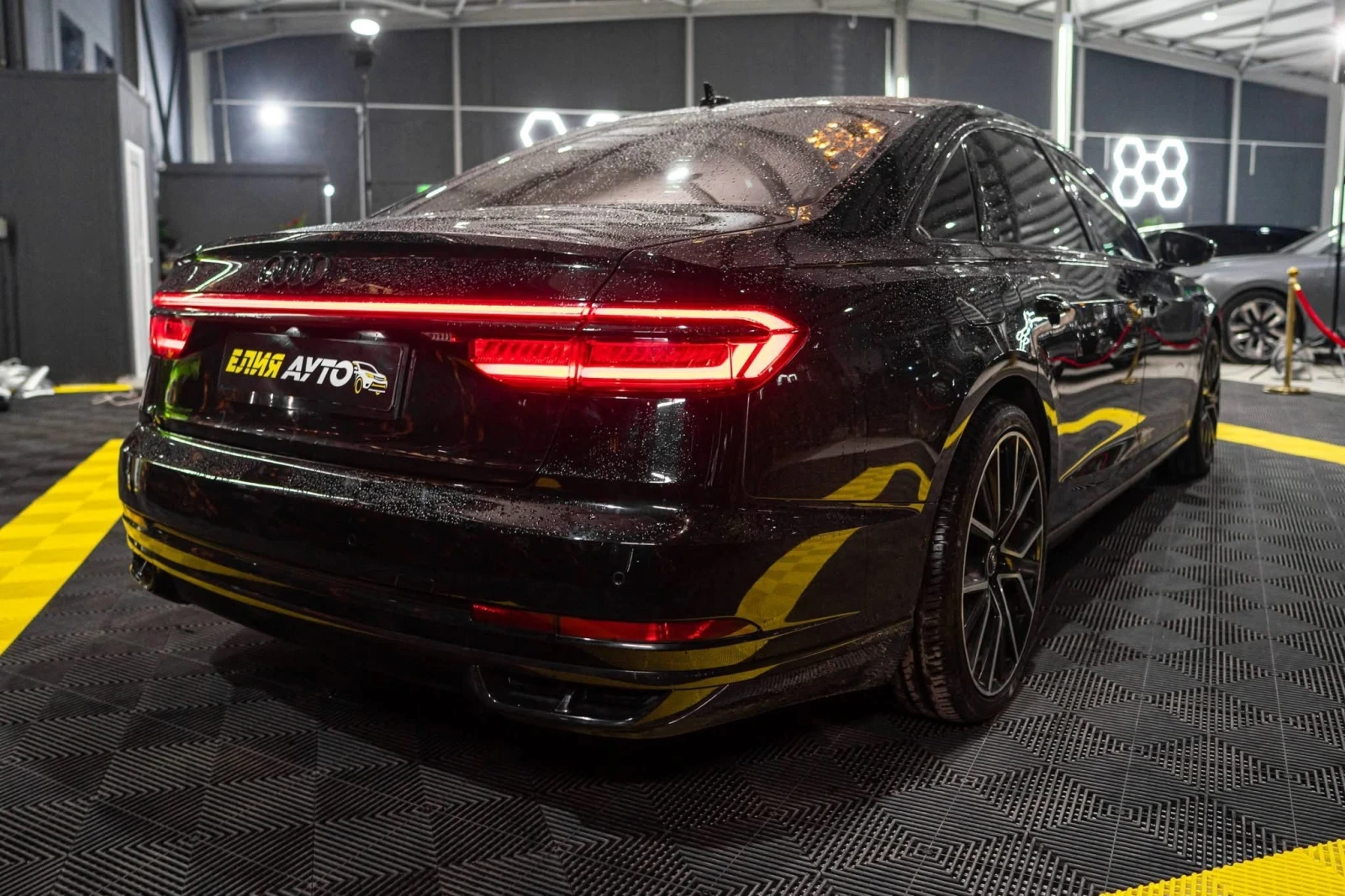 Audi A8 50TDI QUATTRO LONG BLACK LINE B&O ЛИЗИНГ 100% - изображение 9