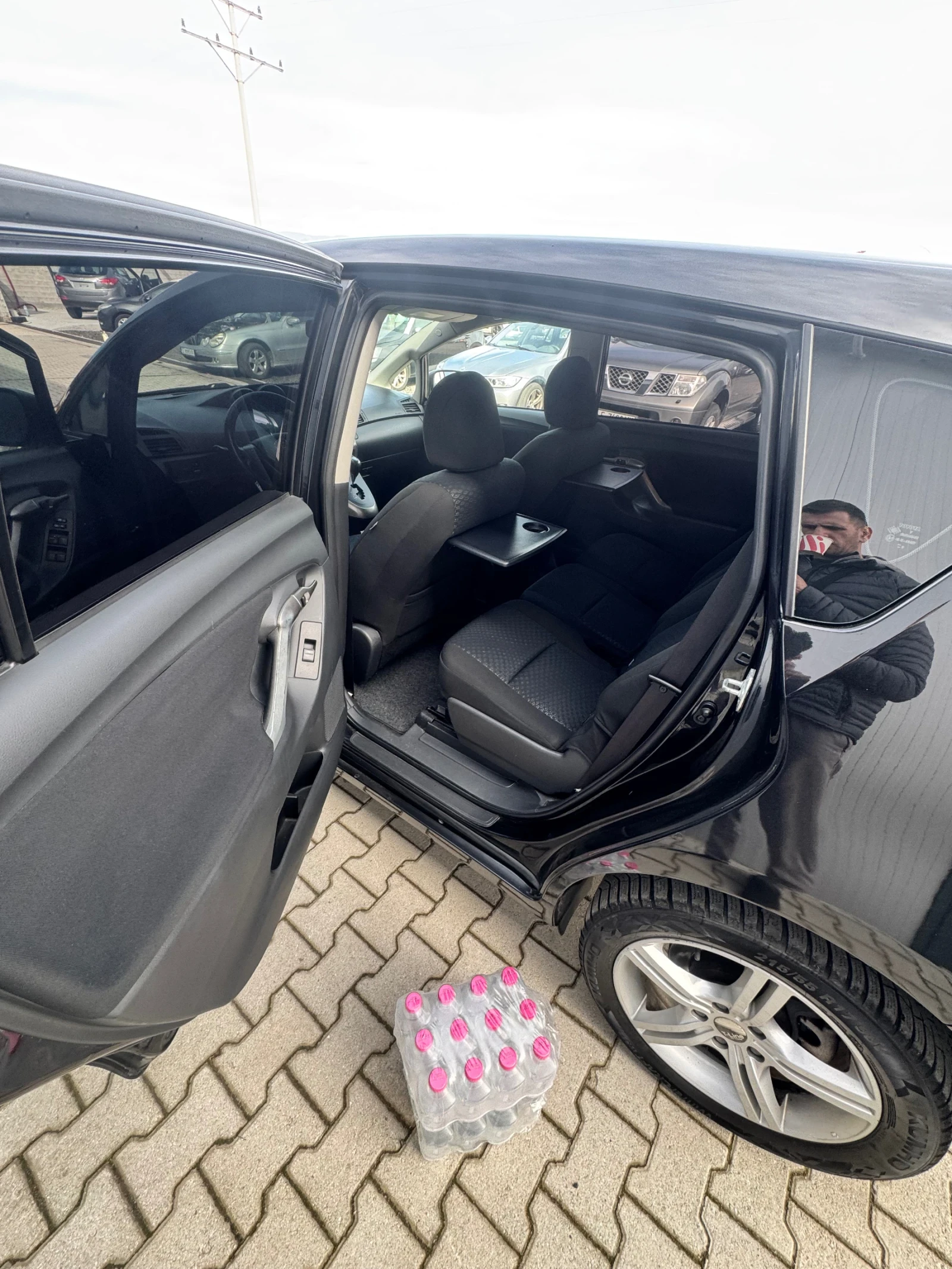 Toyota Verso 2.2 D4D 6+ 1 - изображение 4