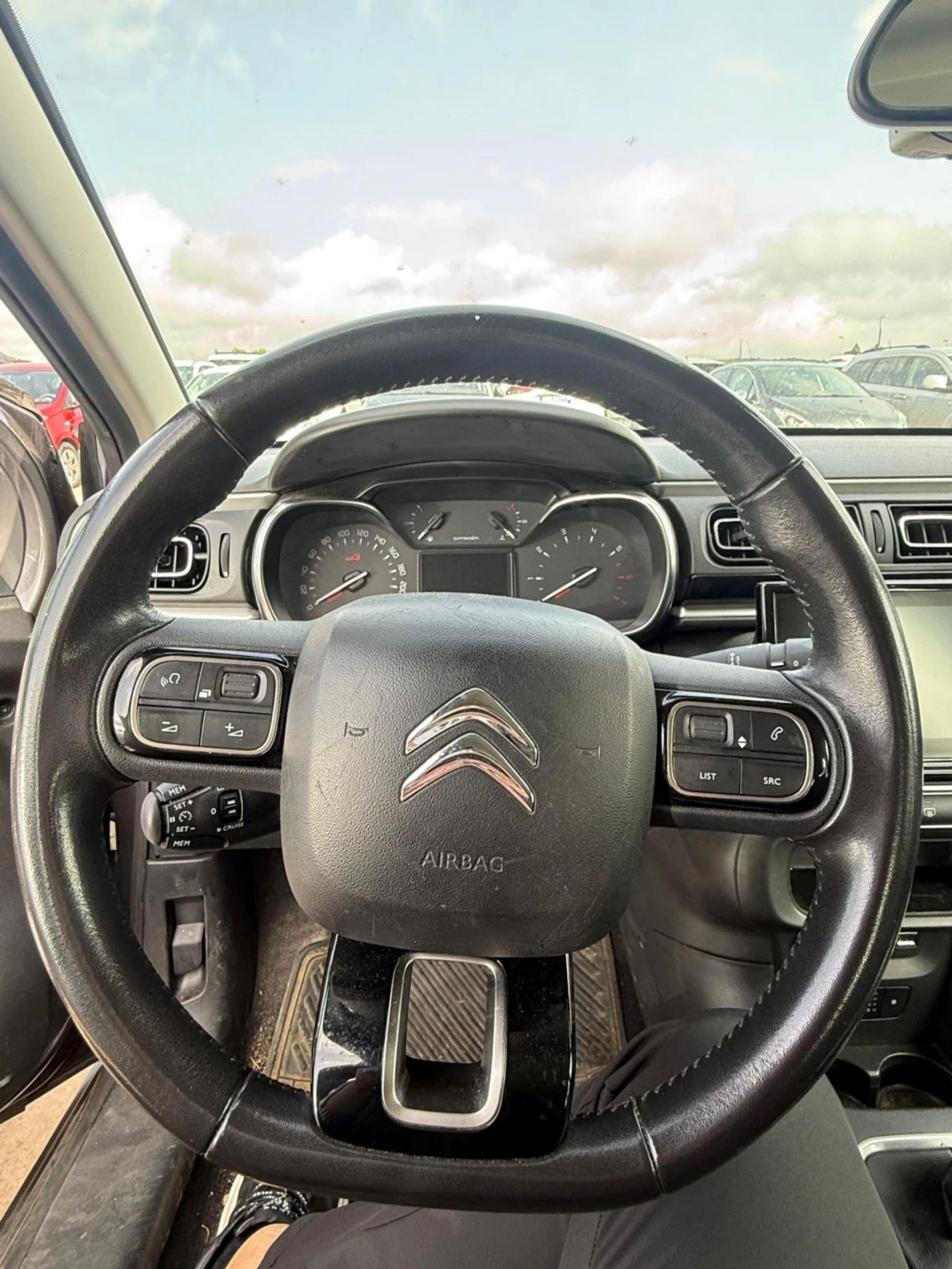 Citroen C3 1.2PureTech Auto, снимка 8 - Автомобили и джипове - 53787661