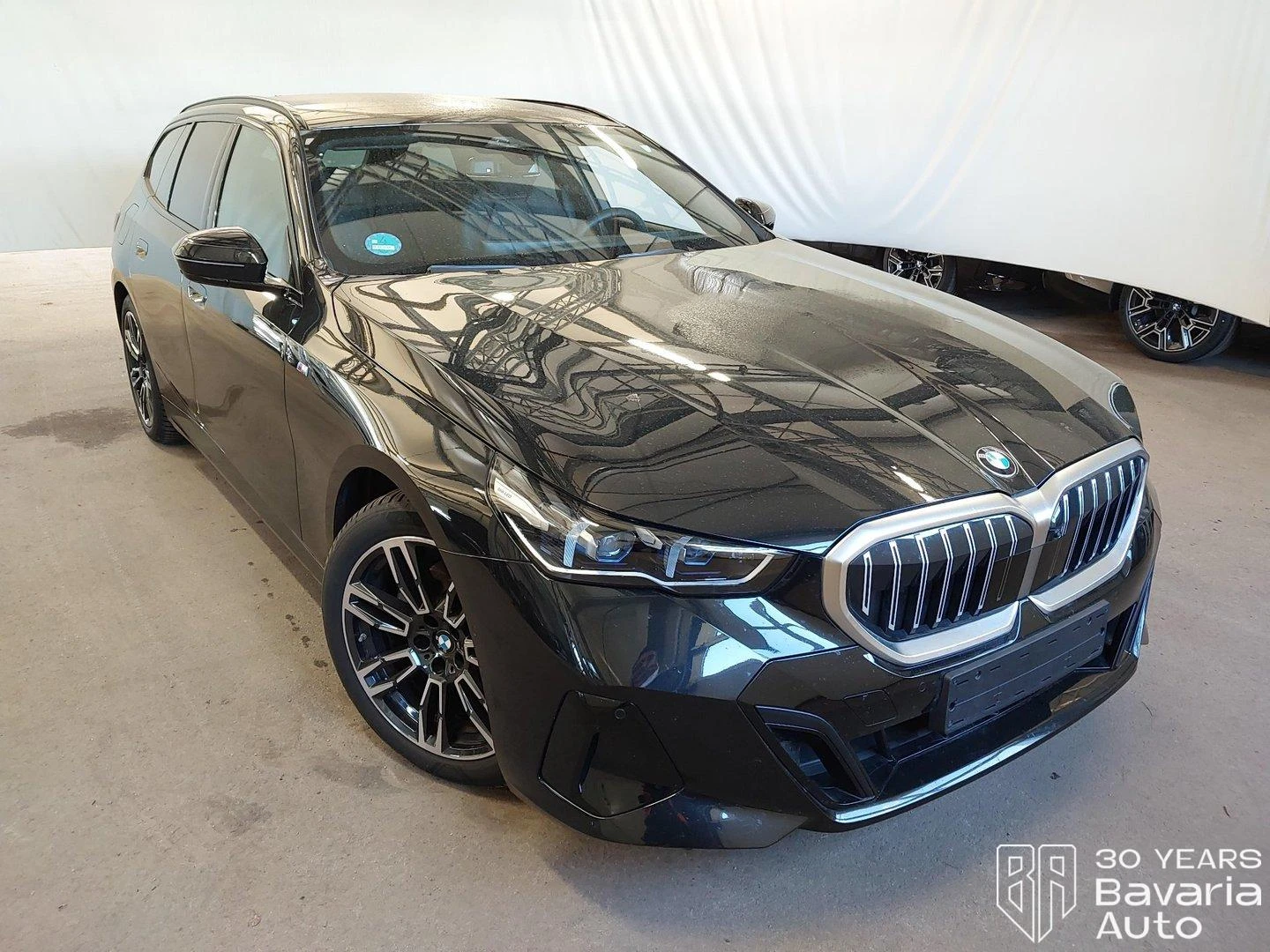 BMW 520 d Touring M Sport Paket Steptronic - изображение 4