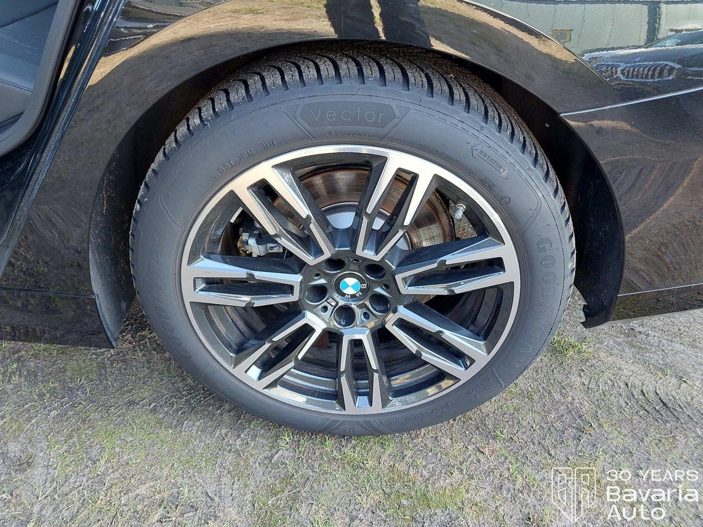 BMW 520 d Touring M Sport Paket Steptronic, снимка 16 - Автомобили и джипове - 53787830