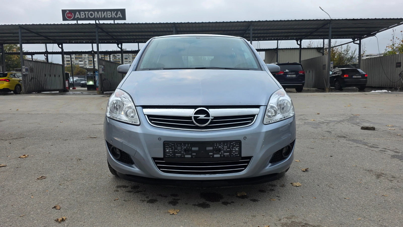 Opel Zafira KATO НОВА 2.2I/150HP/7M, снимка 2 - Автомобили и джипове - 54096610
