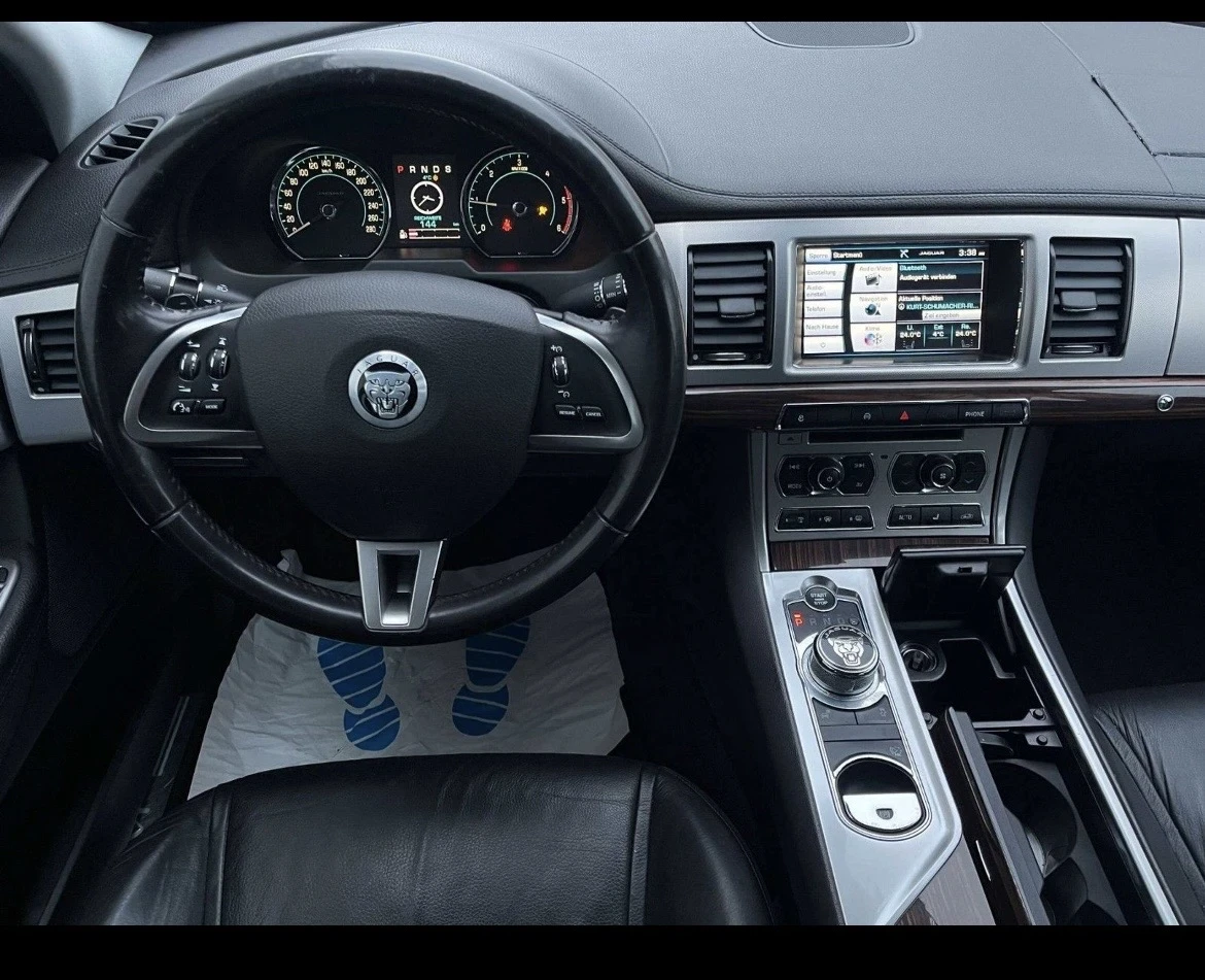 Jaguar Xf, снимка 2 - Автомобили и джипове - 54164183