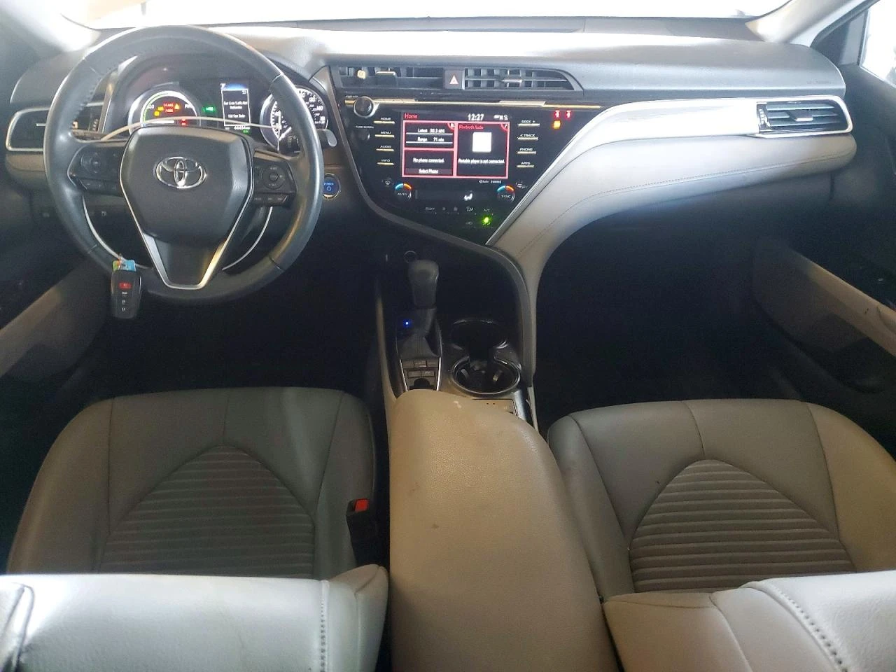 Toyota Camry 2.5l Hybrid Se* LE CVT, снимка 8 - Автомобили и джипове - 54235451