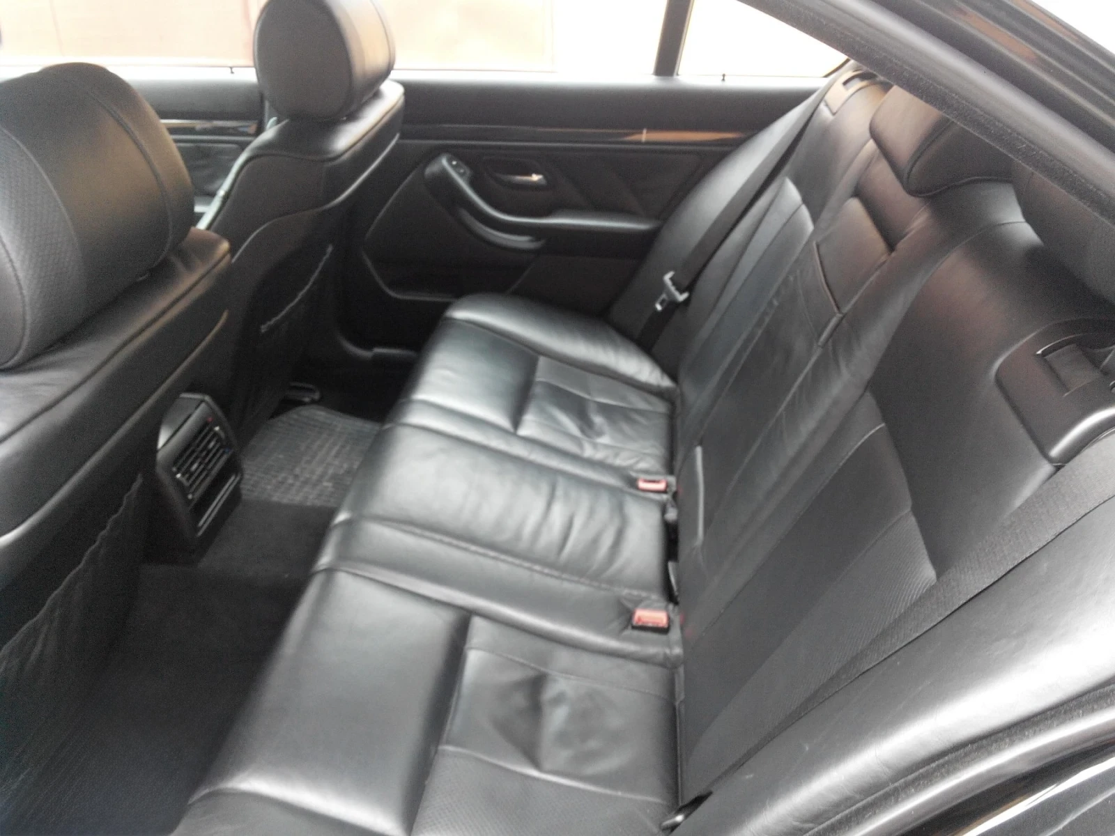 BMW 530 Е39, снимка 15 - Автомобили и джипове - 54292380