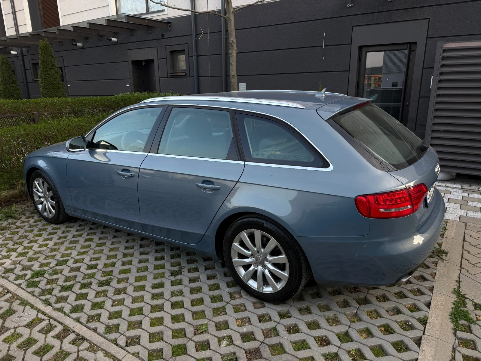 Audi A4 3.0TDI, снимка 3 - Автомобили и джипове - 54399603