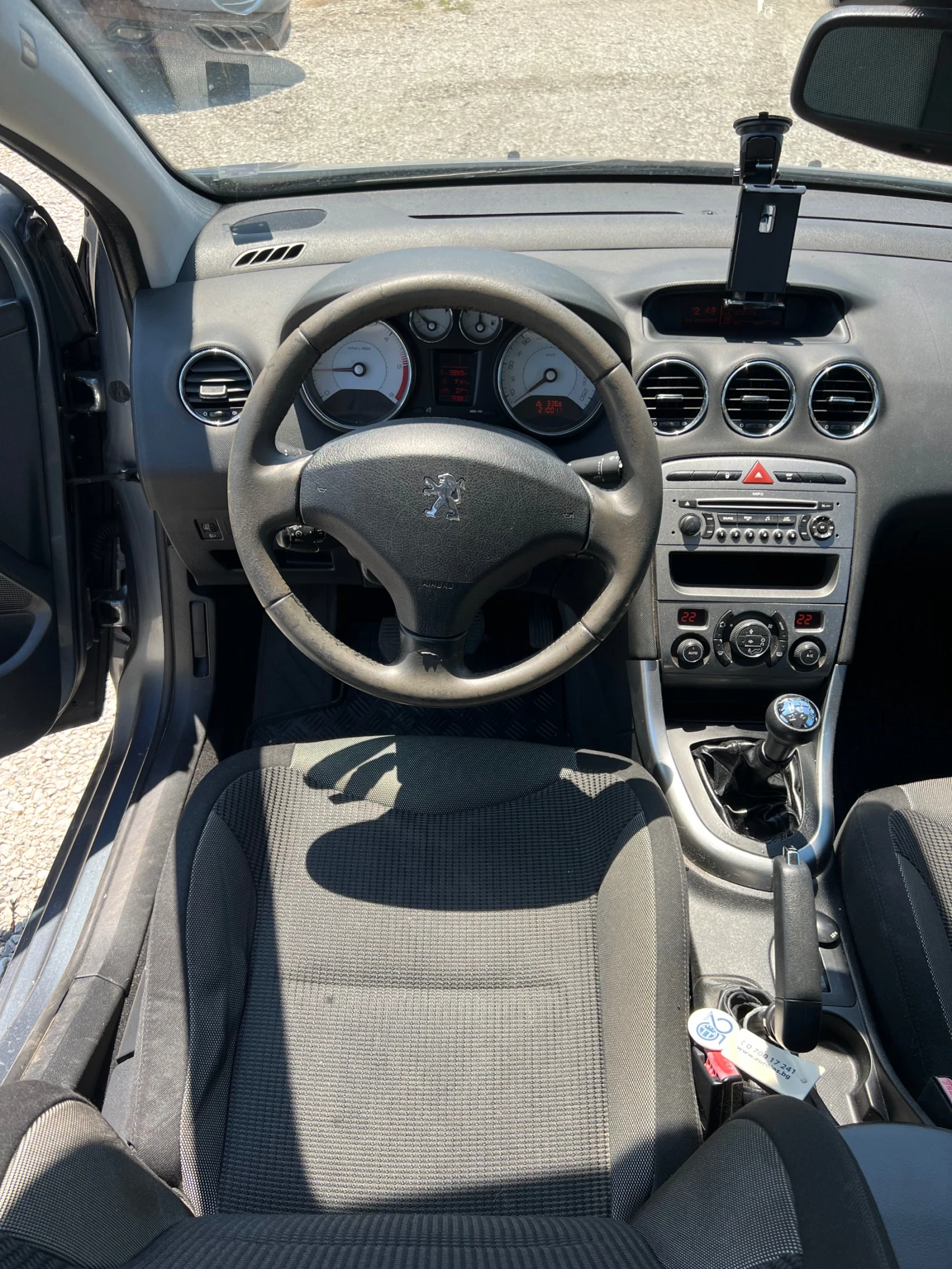 Peugeot 308 1.6HDI, снимка 13 - Автомобили и джипове - 54834033