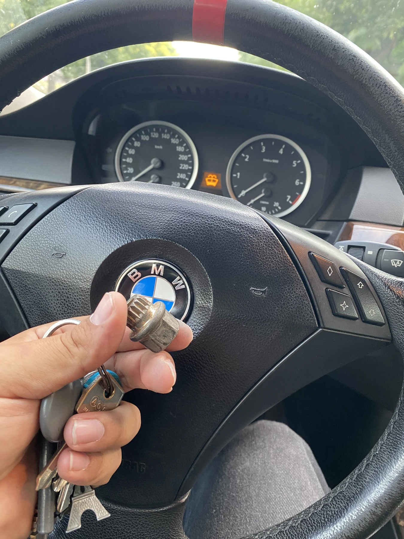 BMW 525, снимка 8 - Автомобили и джипове - 55016624