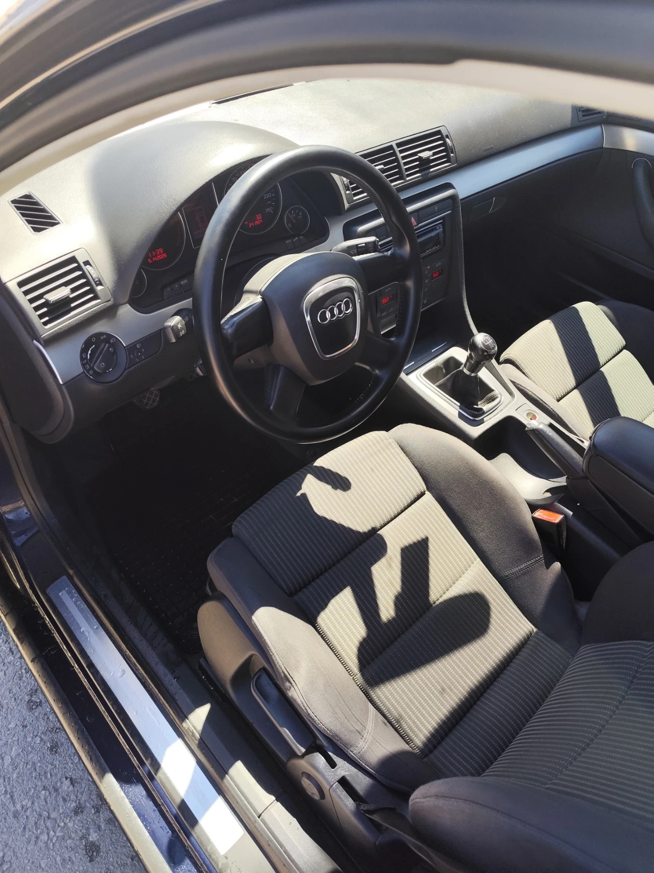 Audi A4, снимка 6 - Автомобили и джипове - 55694277