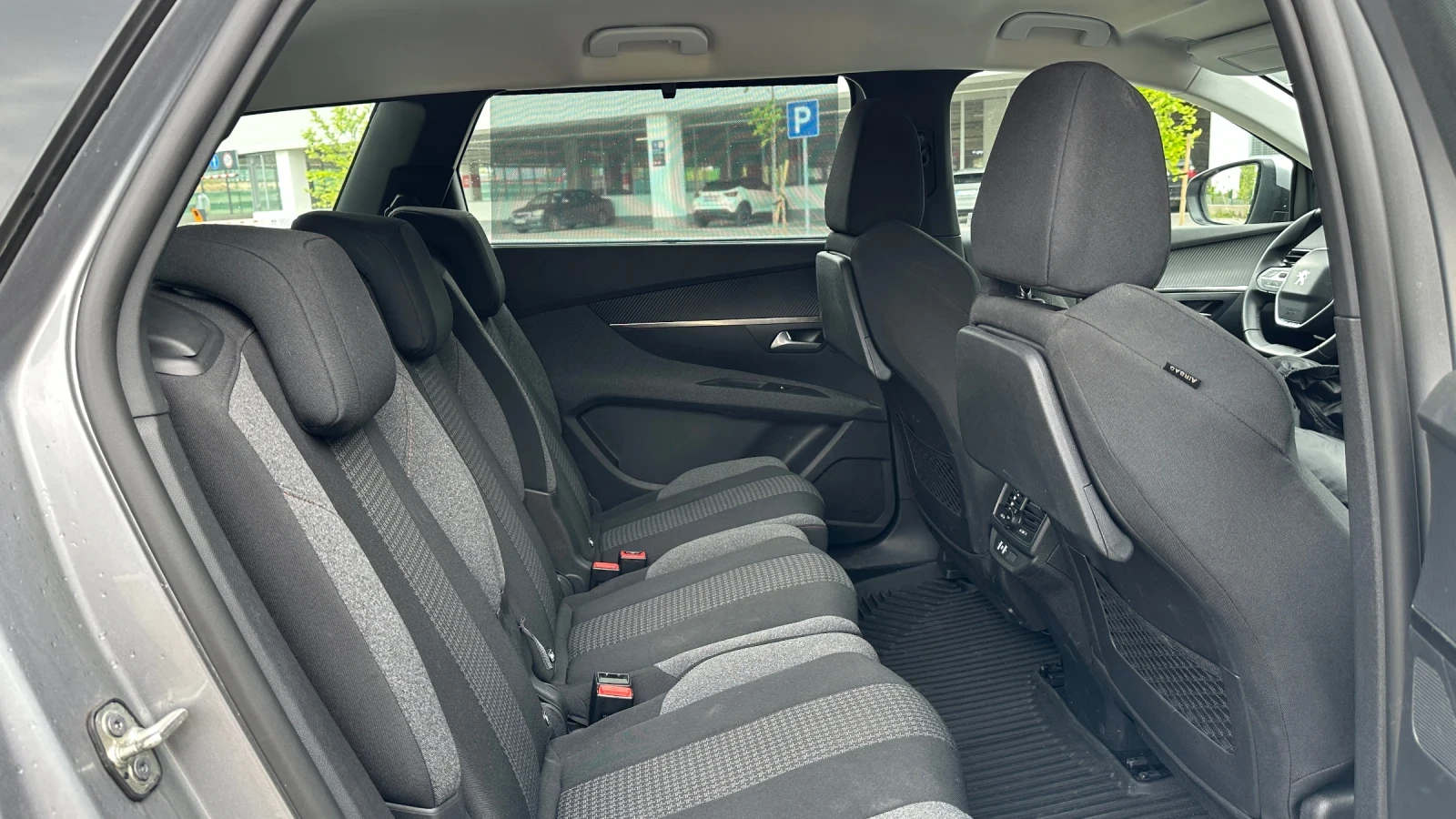 Peugeot 5008 ALLURE 1.5 BlueHDI/ 6+ 1, снимка 16 - Автомобили и джипове - 55728395