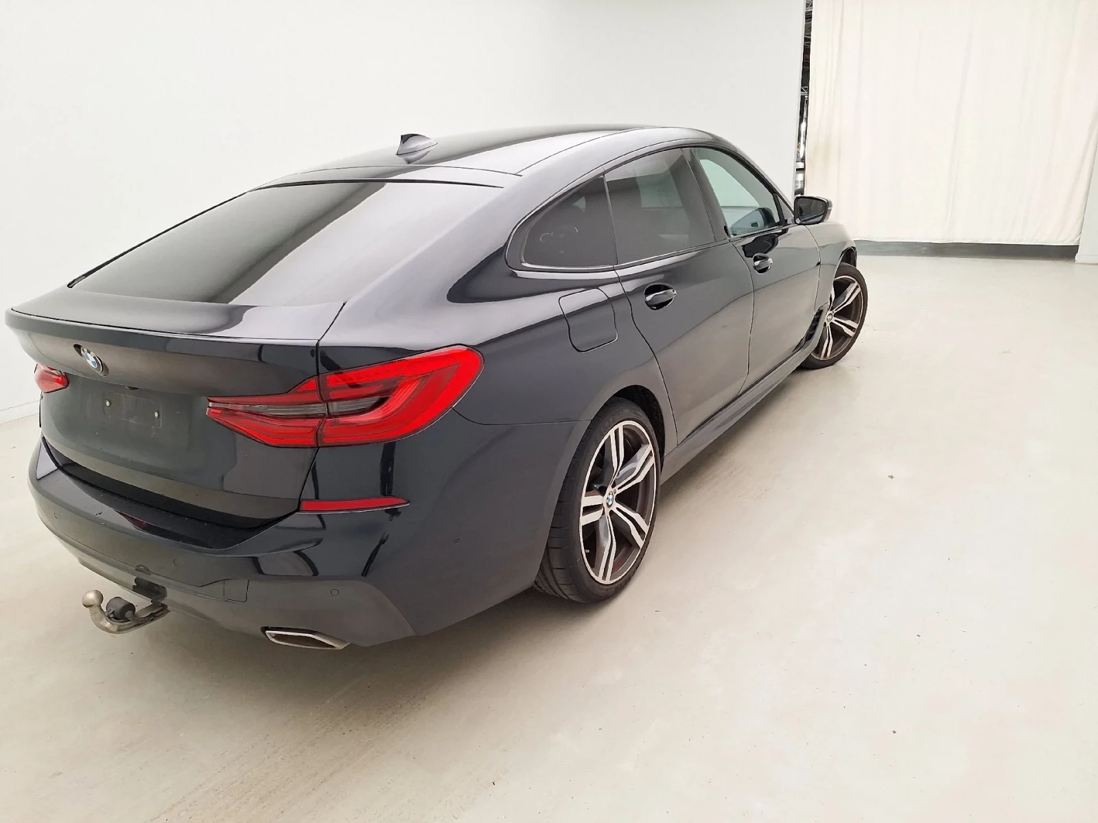 BMW 6 GT 620d xDrive Leather Navi LED , снимка 6 - Автомобили и джипове - 56205508