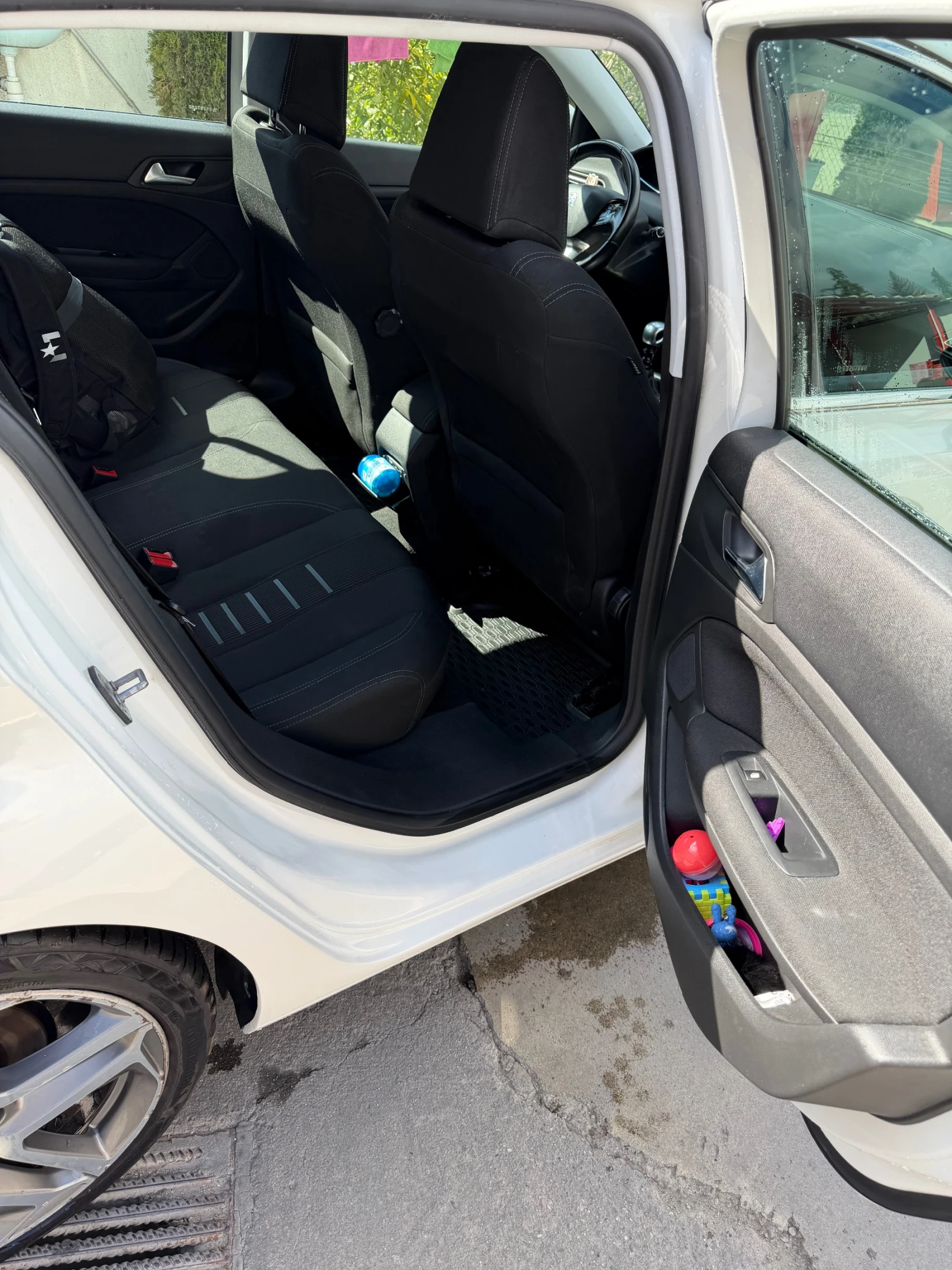 Peugeot 308 Allure, снимка 7 - Автомобили и джипове - 56208730
