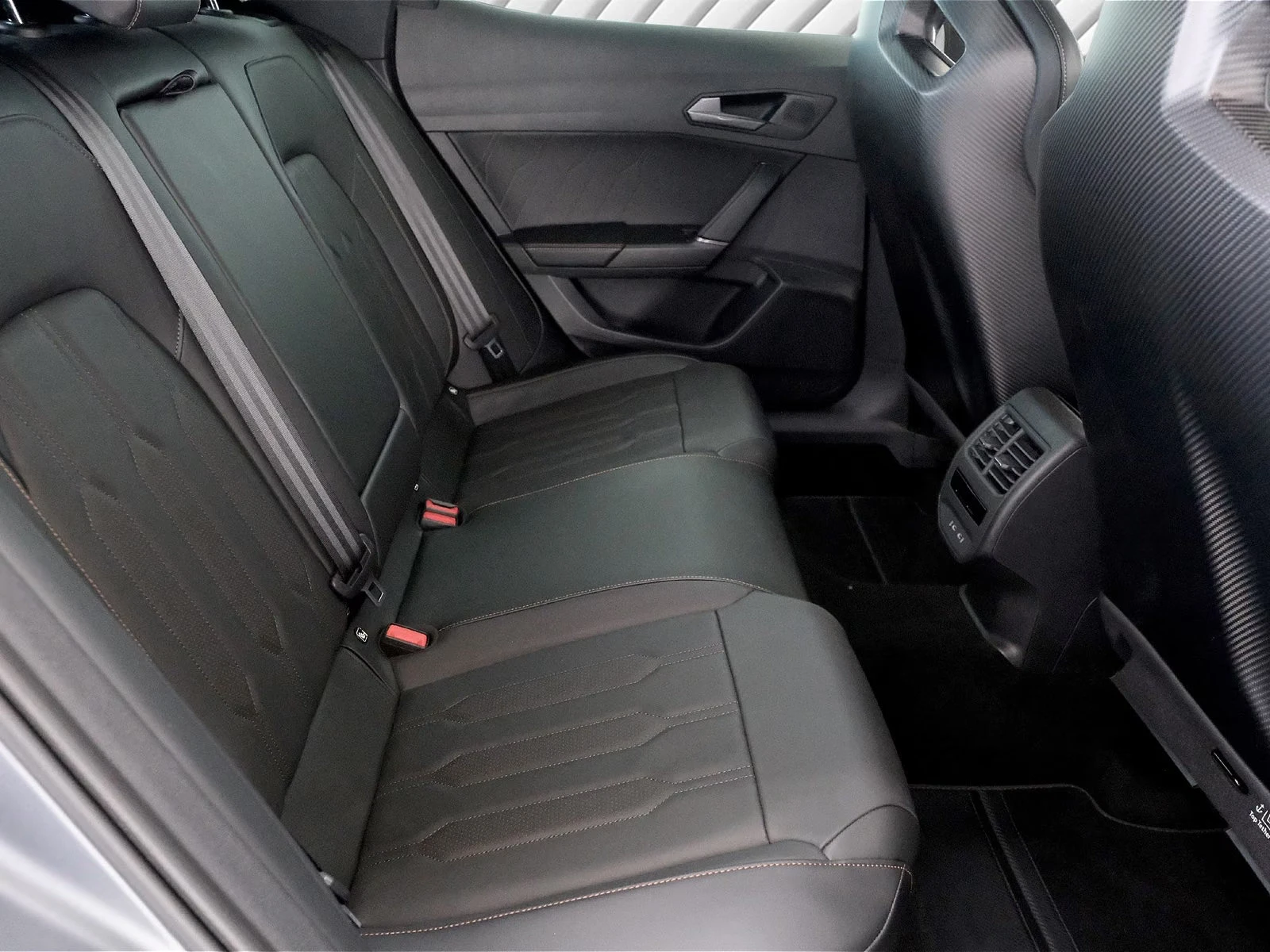 Cupra Formentor VZ5/390HP/4DRIVE/LED/NAVI/ACC/360/BEATS/969z | Mobile.bg � ����������� 11