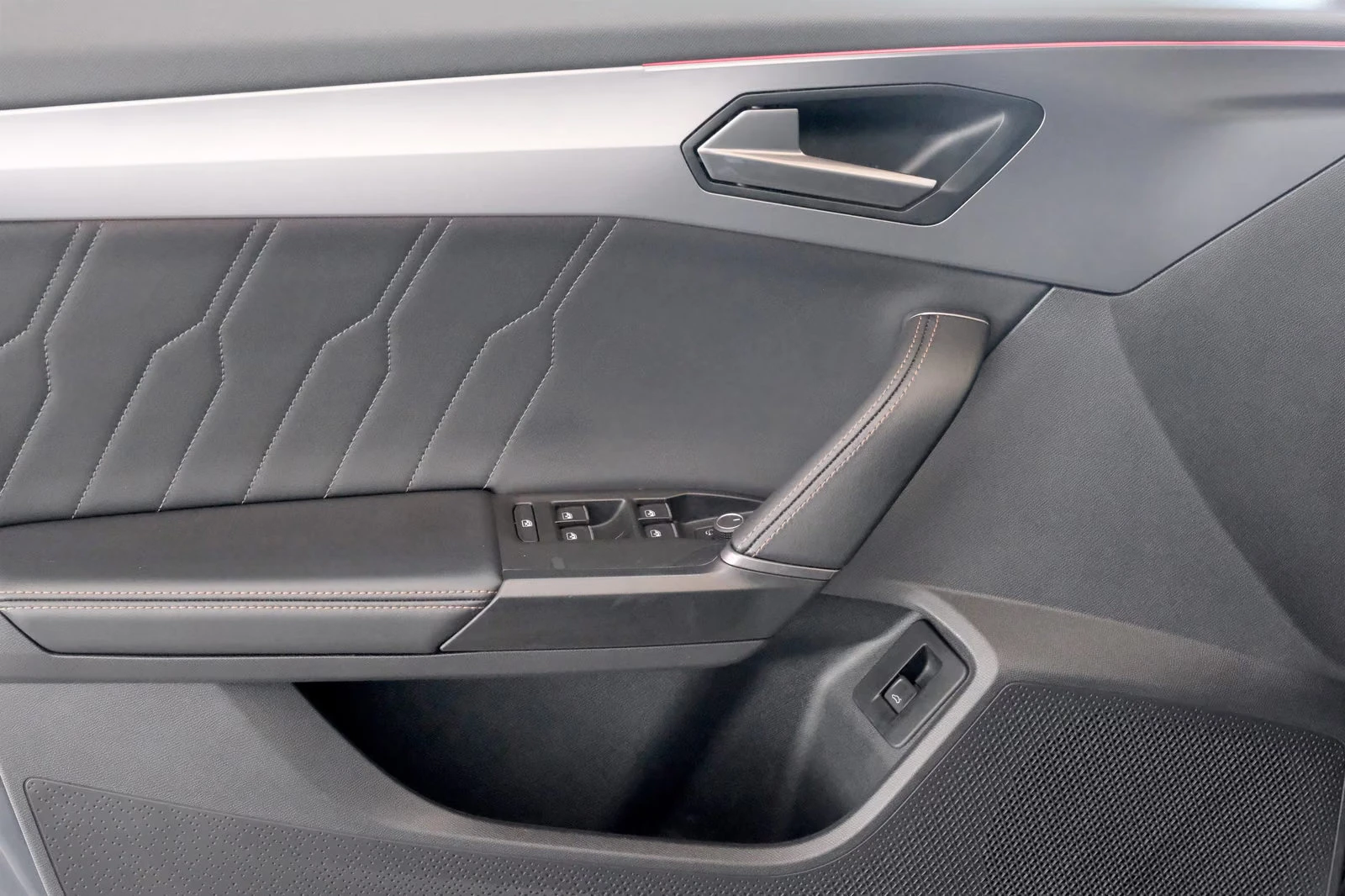 Cupra Formentor VZ5/390HP/4DRIVE/LED/NAVI/ACC/360/BEATS/969z | Mobile.bg � ����������� 12