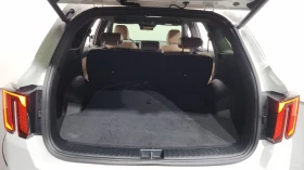 Kia Sorento GRAVITY* 4x4* 360* HUD* DISTRO* LANE* ОБДУХ, снимка 16