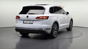 VW Touareg 3.0 TDI Prestige DisiTronic* Panorama * Обдухване  | Auto.bg — изображение 2