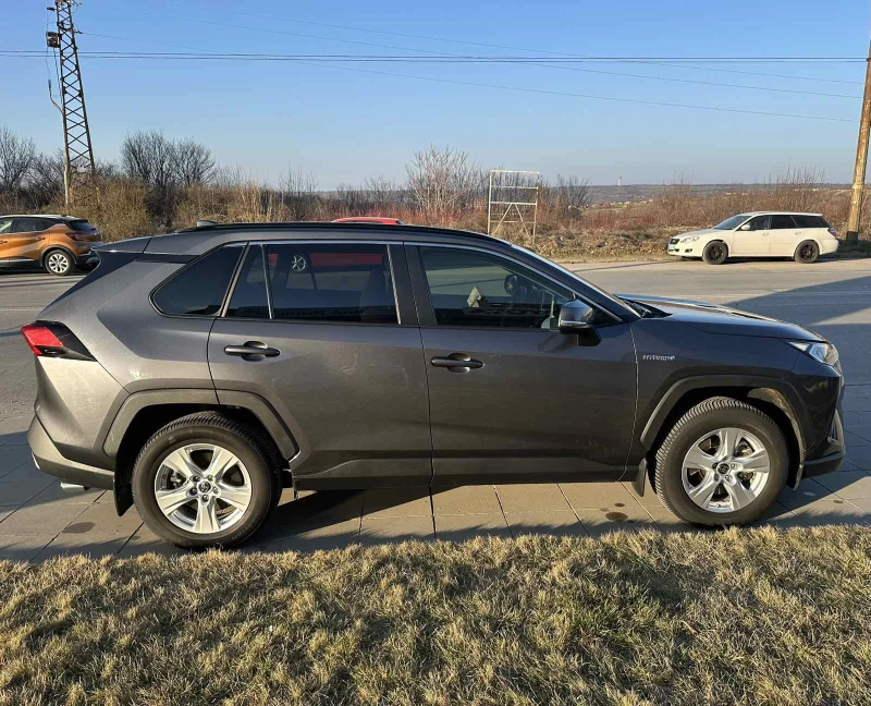 Toyota Rav4 2.5 HEV АWD, снимка 9 - Автомобили и джипове - 49311115