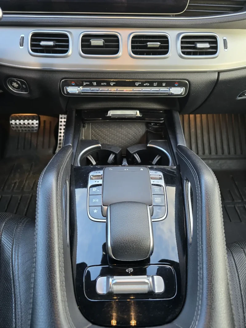 Mercedes-Benz GLE 350 PANO / DISTRONIC / ТЕГЛИЧ /, снимка 8 - Автомобили и джипове - 52373416