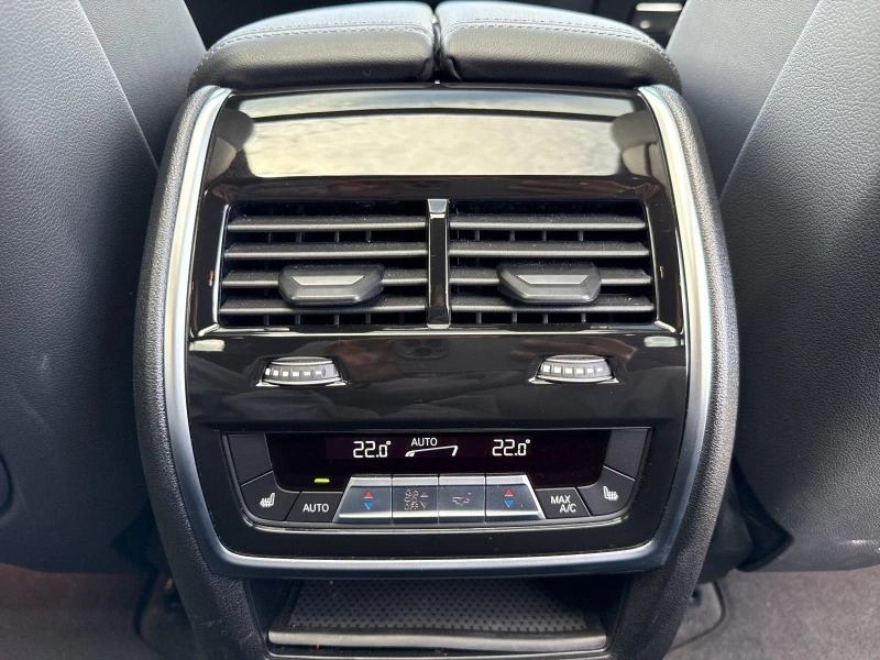 BMW X5 40i/xDrive/M-SPORT/ICONIC GLOW/H&K/HEAD UP/, снимка 14 - Автомобили и джипове - 52494223