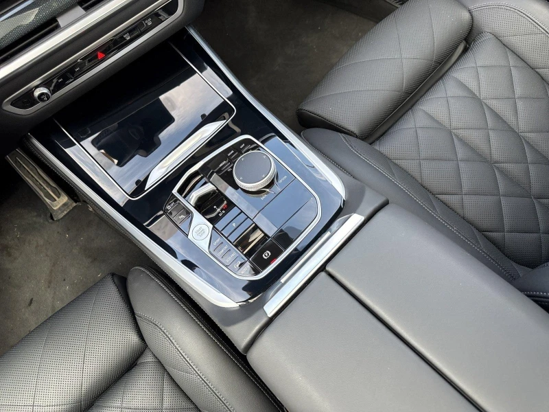 BMW X5 40i/xDrive/M-SPORT/ICONIC GLOW/H&K/HEAD UP/, снимка 10 - Автомобили и джипове - 52494223