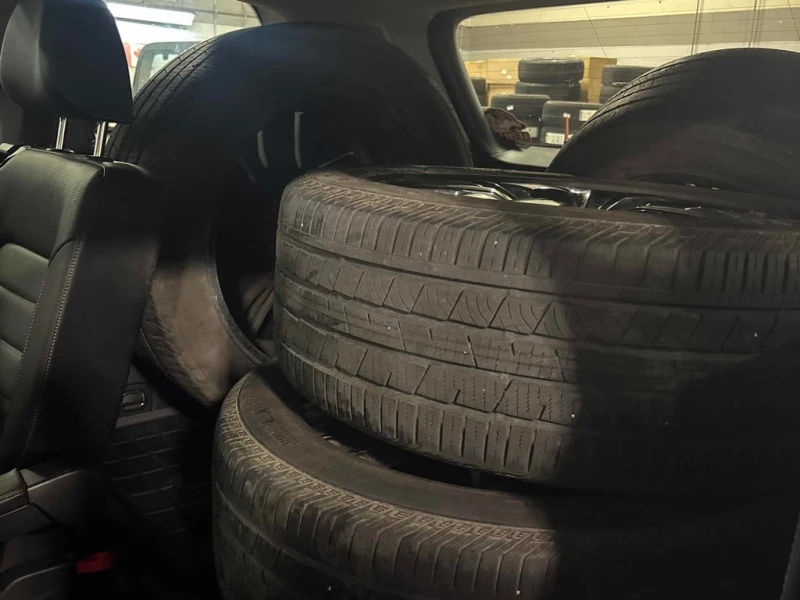 VW Atlas Execline  CARFAX, снимка 11 - Автомобили и джипове - 52726836