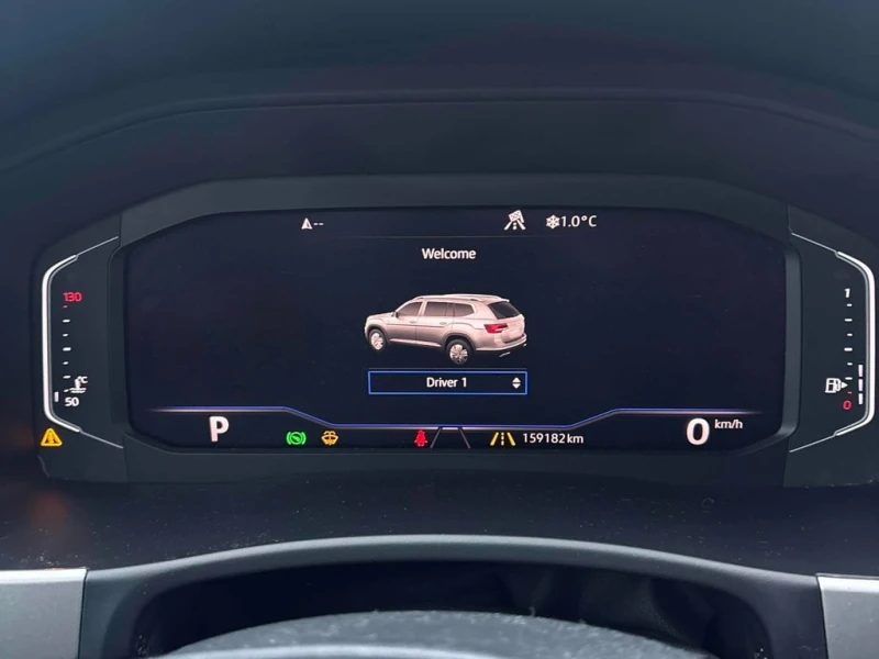 VW Atlas Execline  CARFAX, снимка 8 - Автомобили и джипове - 52726836