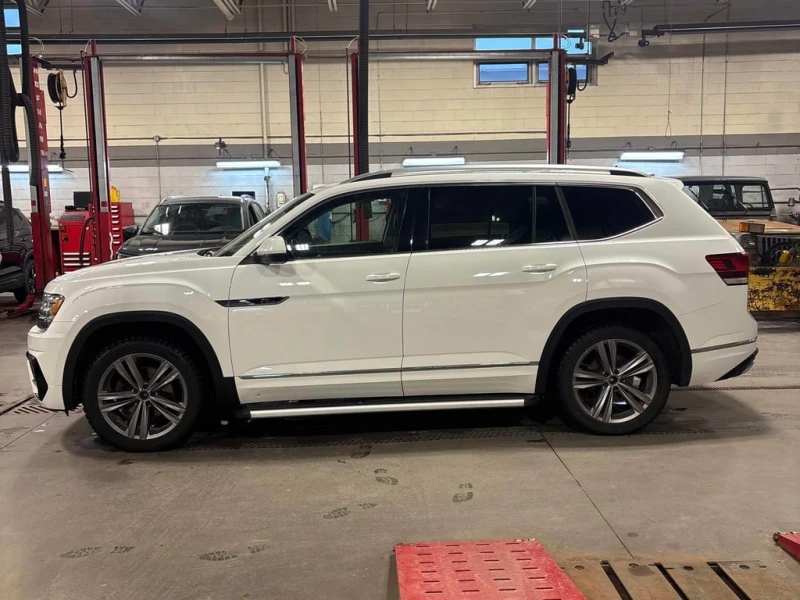 VW Atlas Execline  CARFAX, снимка 2 - Автомобили и джипове - 52726836