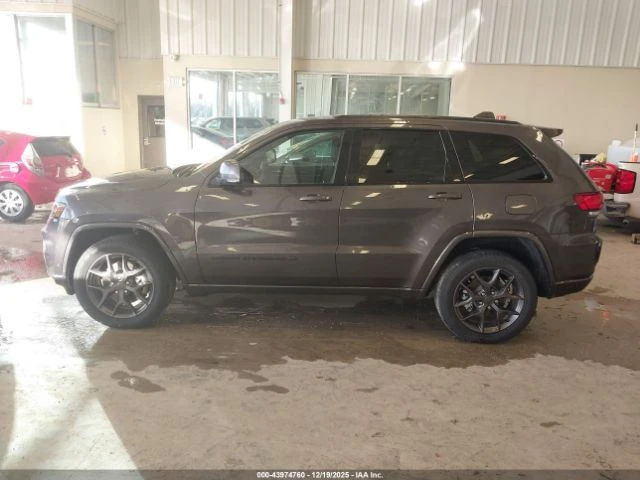 Jeep Grand cherokee ПОДГРЕВ* КАМЕРА* КЕЙЛЕС* LANE* ASSIST, снимка 12 - Автомобили и джипове - 53562520