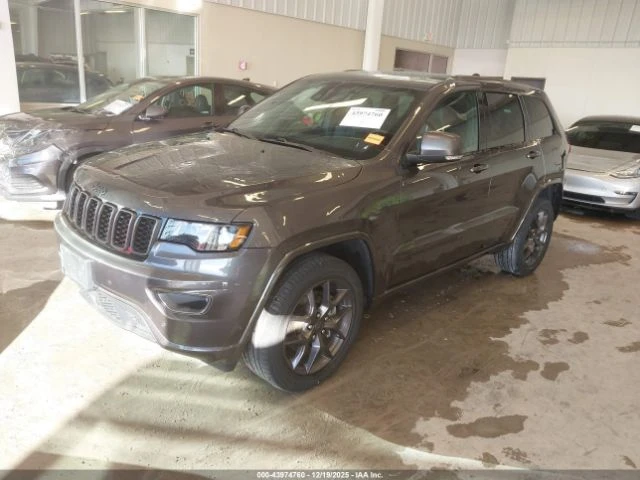 Jeep Grand cherokee ПОДГРЕВ* КАМЕРА* КЕЙЛЕС* LANE* ASSIST, снимка 2 - Автомобили и джипове - 53562520
